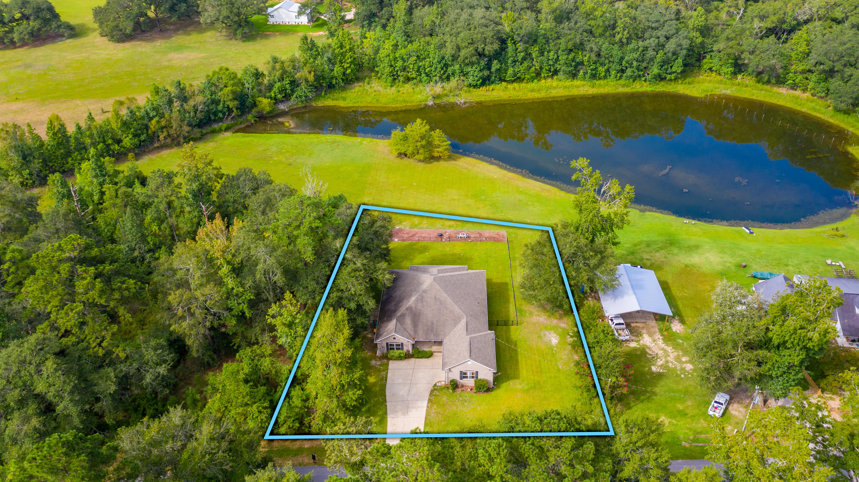 HOLLY HILLS - Residential