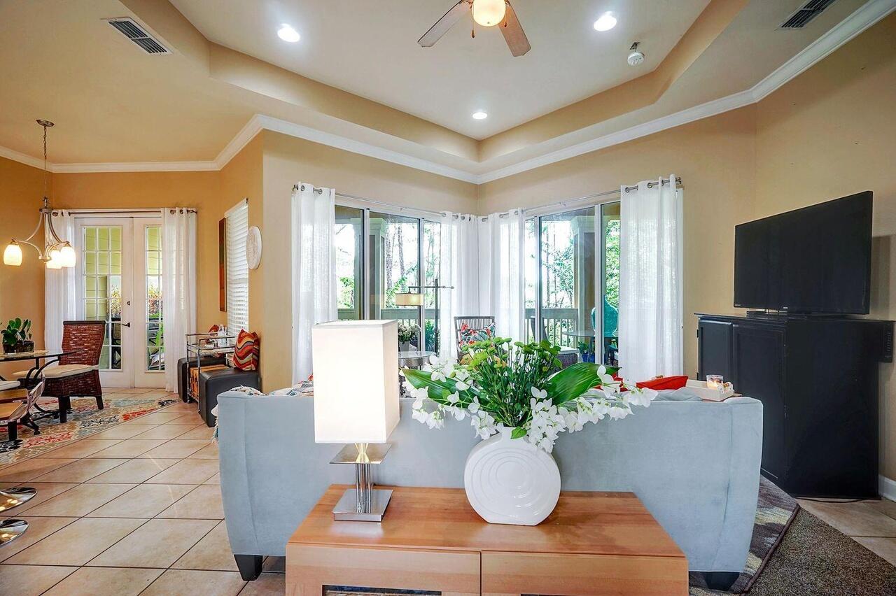 CRYSTAL COVE - Residential Lease