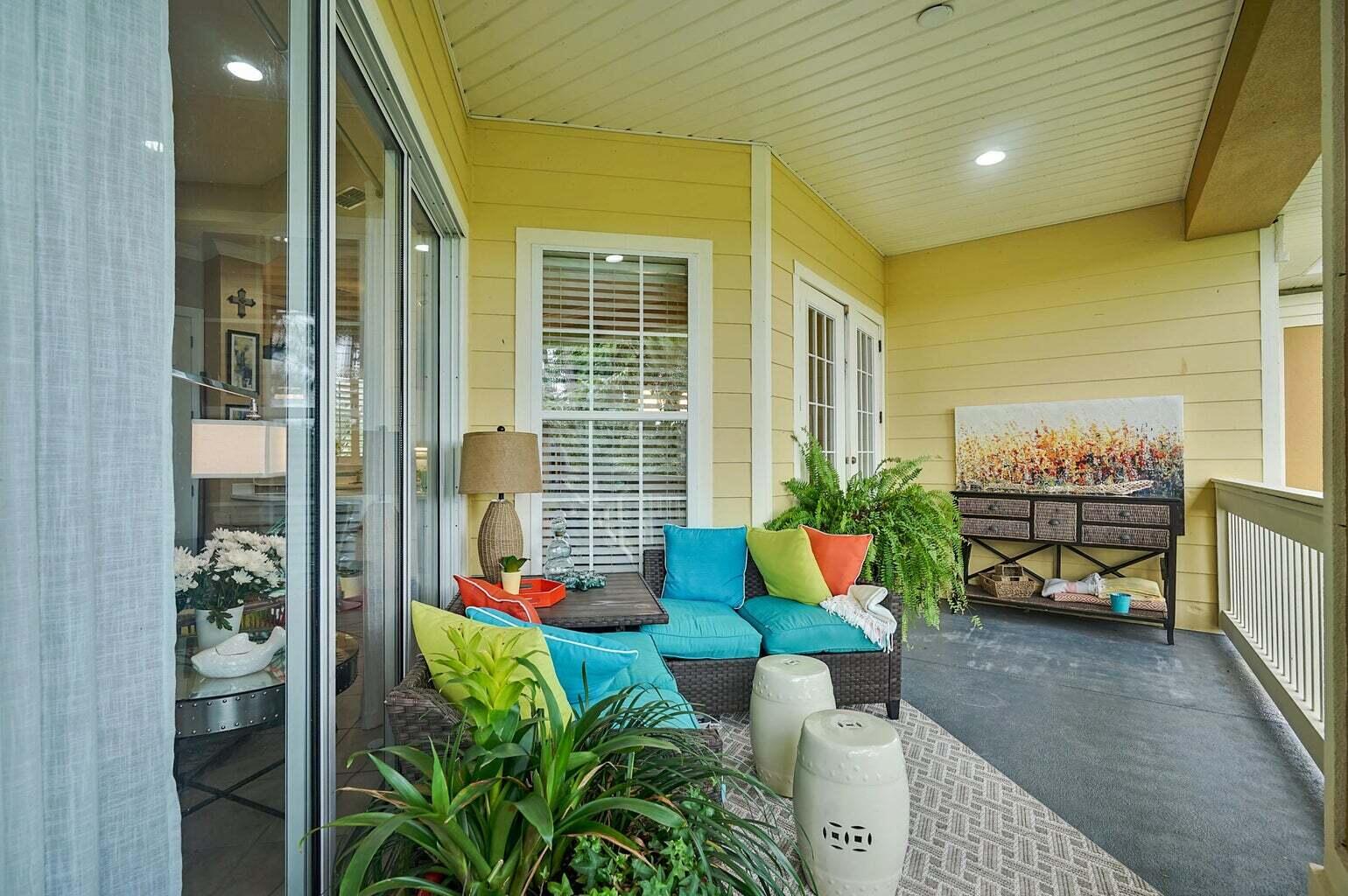 CRYSTAL COVE - Residential Lease