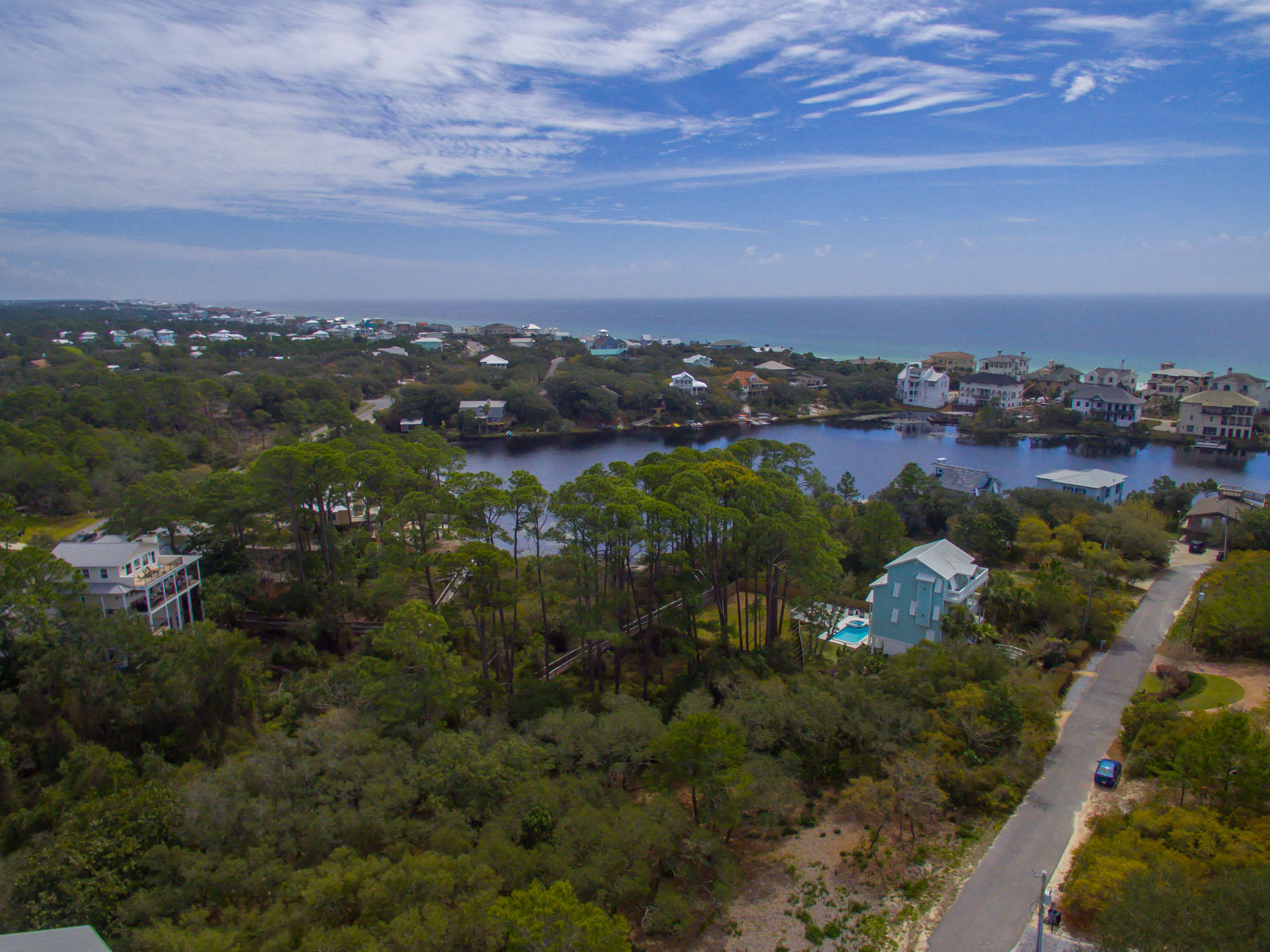BEACH HIGHLANDS - Land