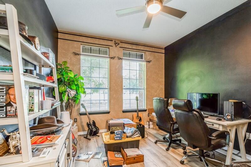 COUNTRYWOOD EST - Residential