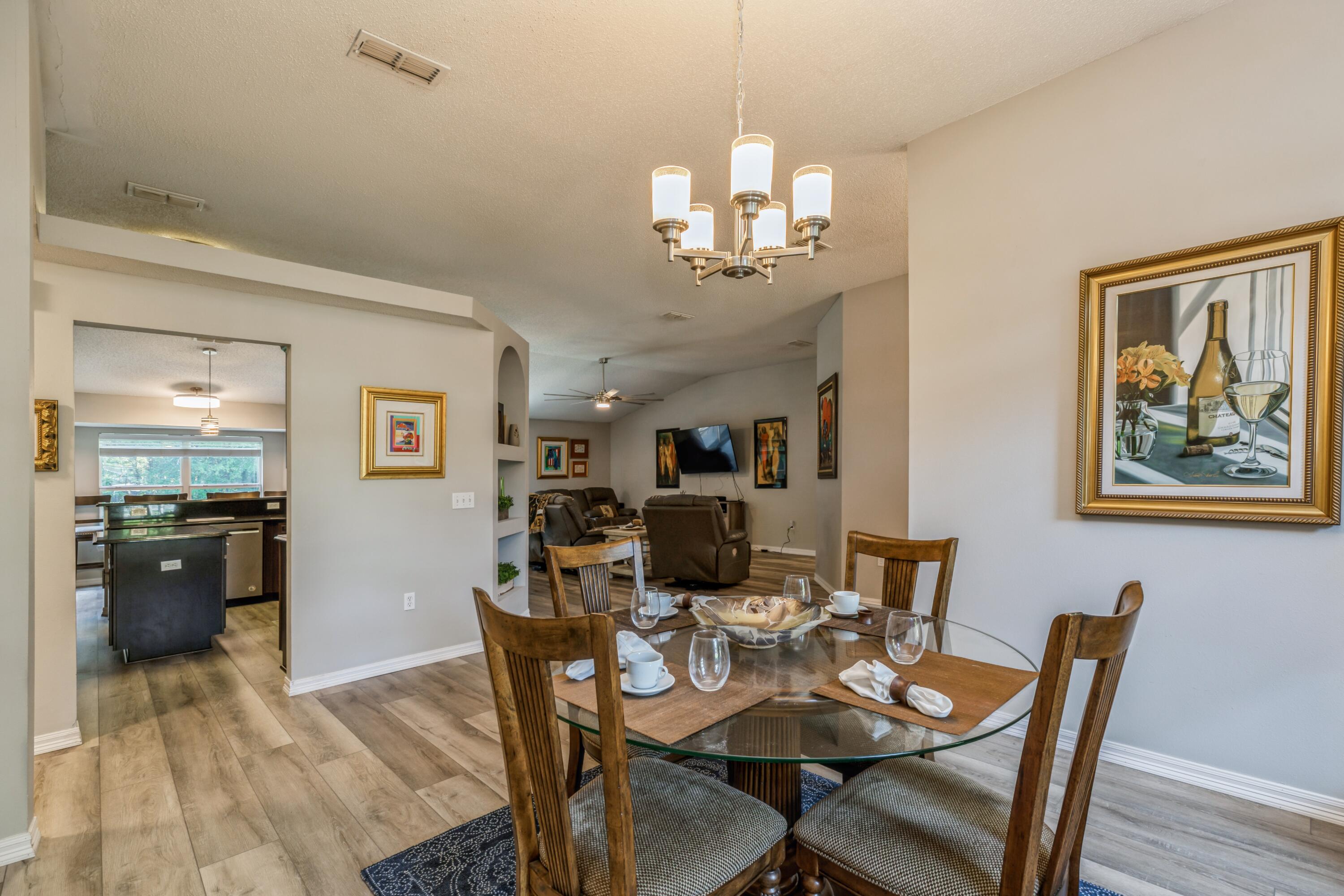 COUNTRYWOOD EST - Residential