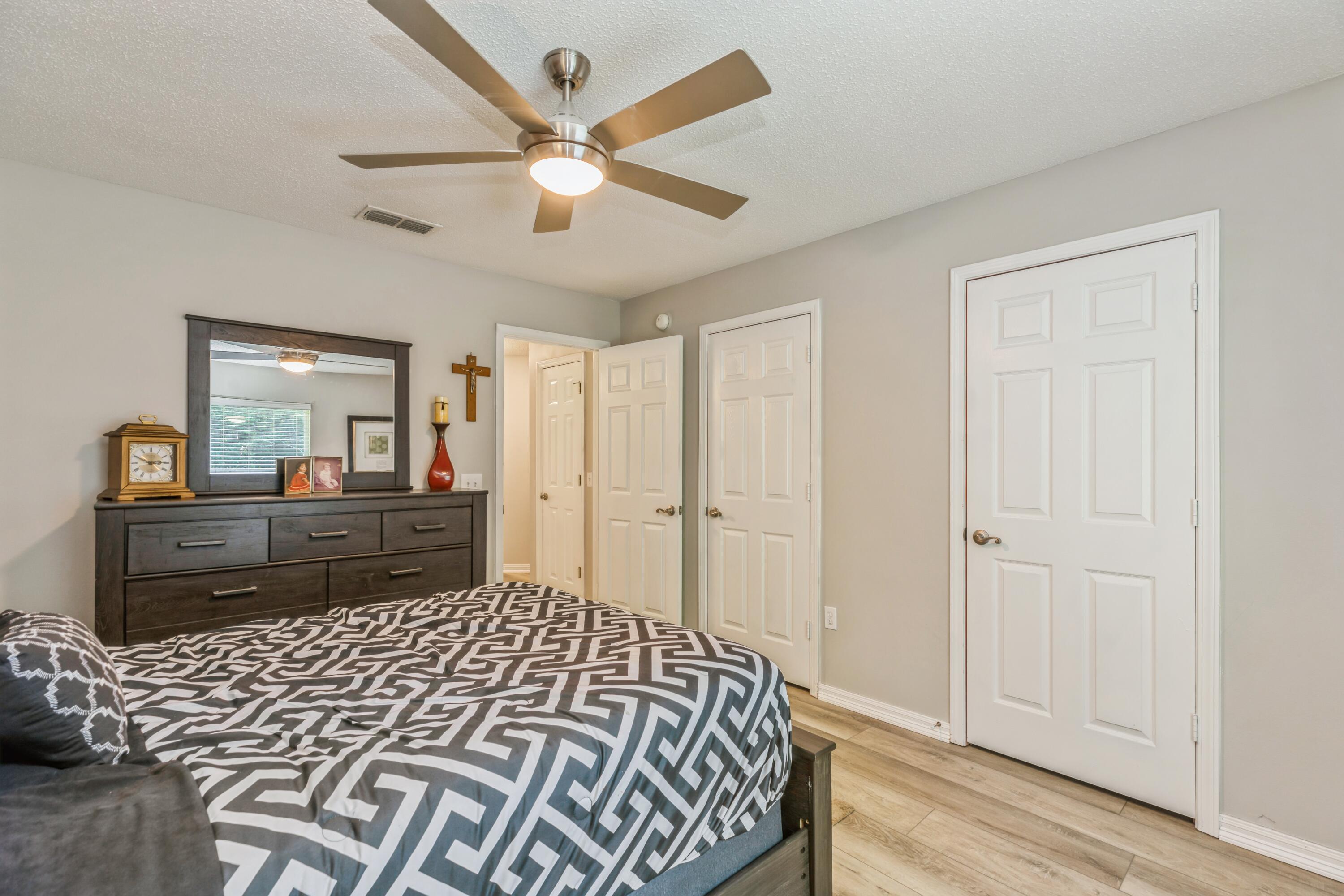 COUNTRYWOOD EST - Residential