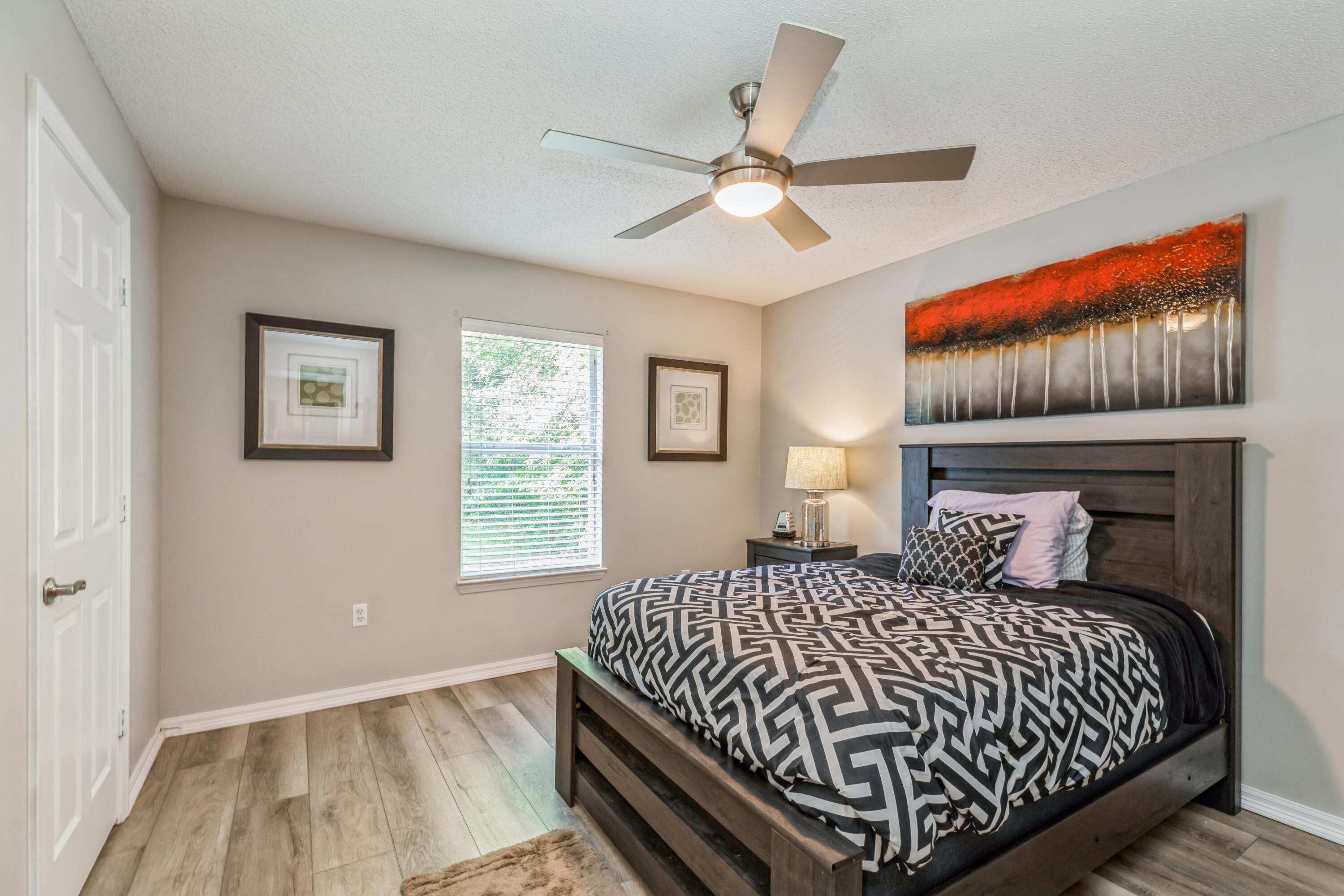 COUNTRYWOOD EST - Residential