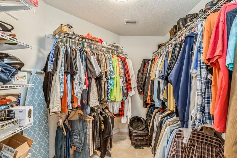 COUNTRYWOOD EST - Residential