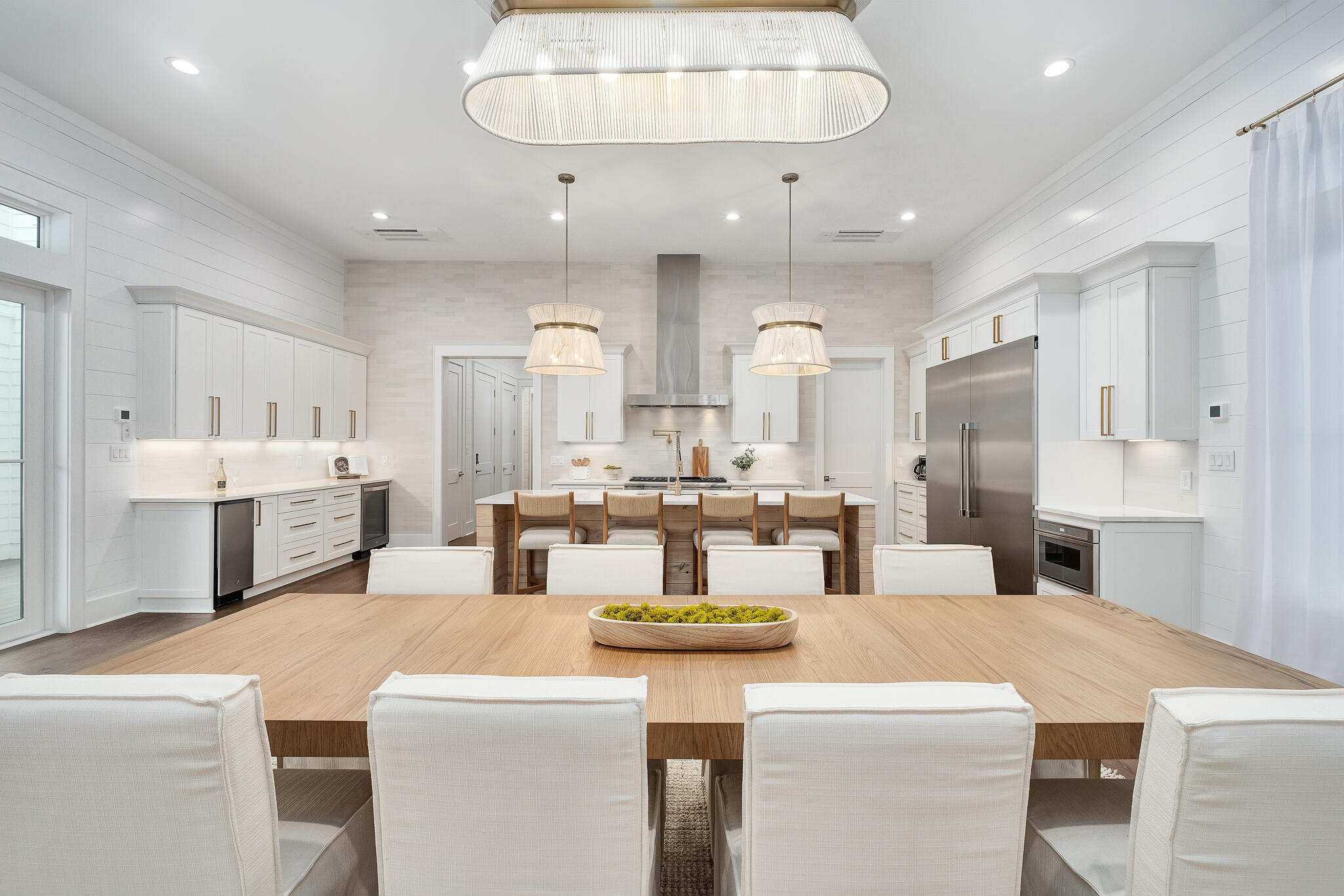 EASTERN LAKE S/D - Residential