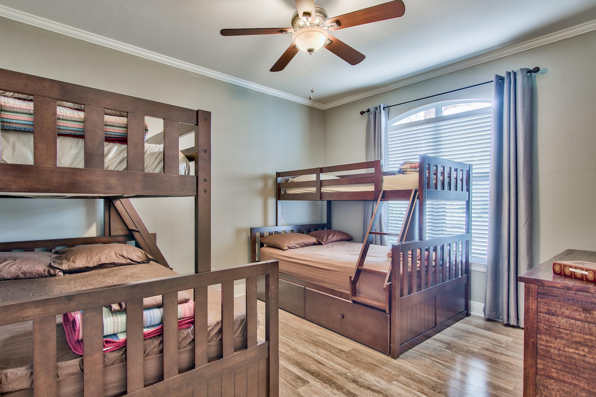 EMERALD SHORES OF SOUTH WALTON - Residential