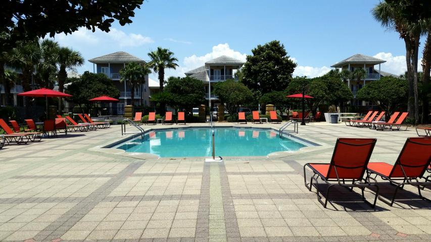 EMERALD SHORES OF SOUTH WALTON - Residential