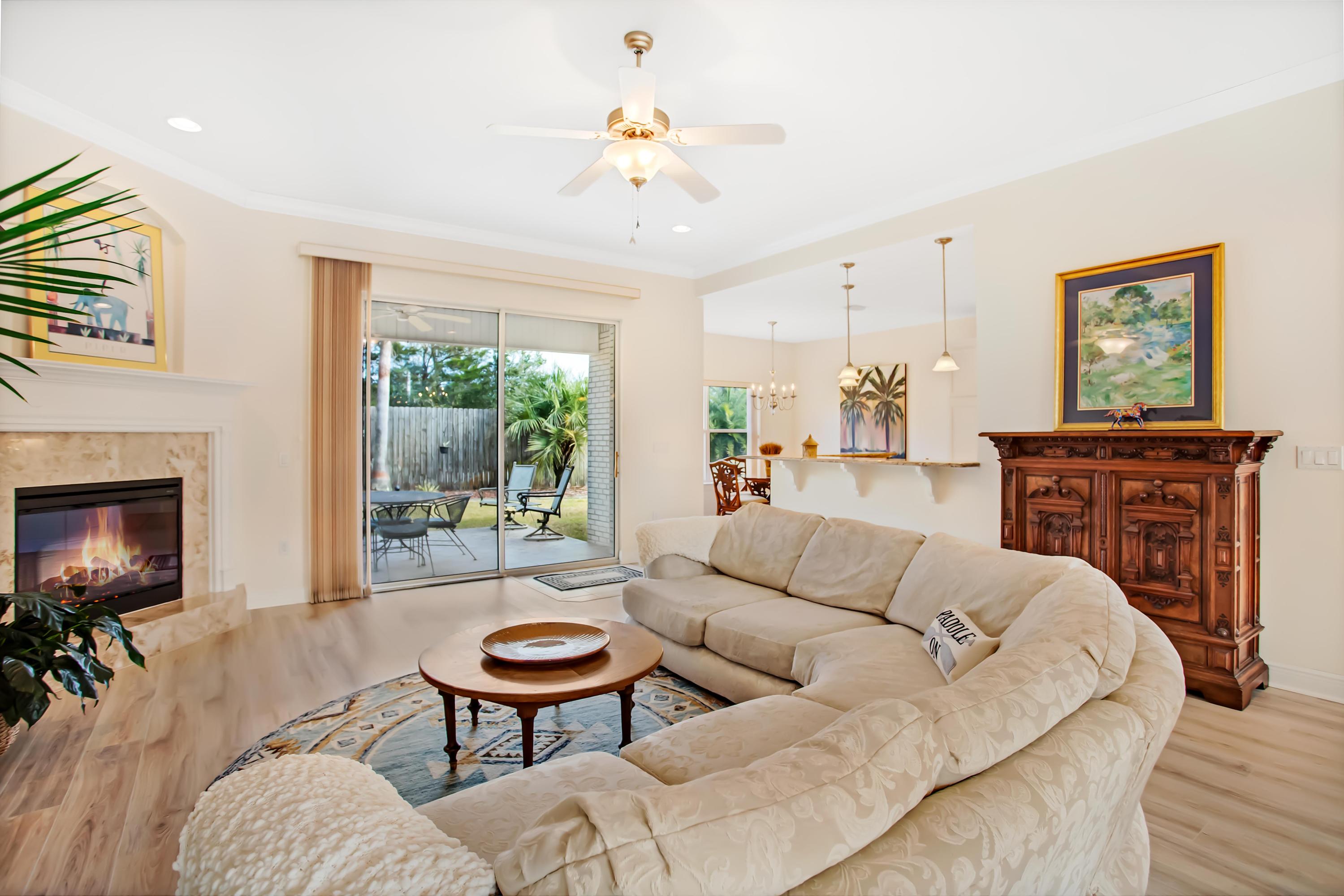 COSTA VERDE - Residential