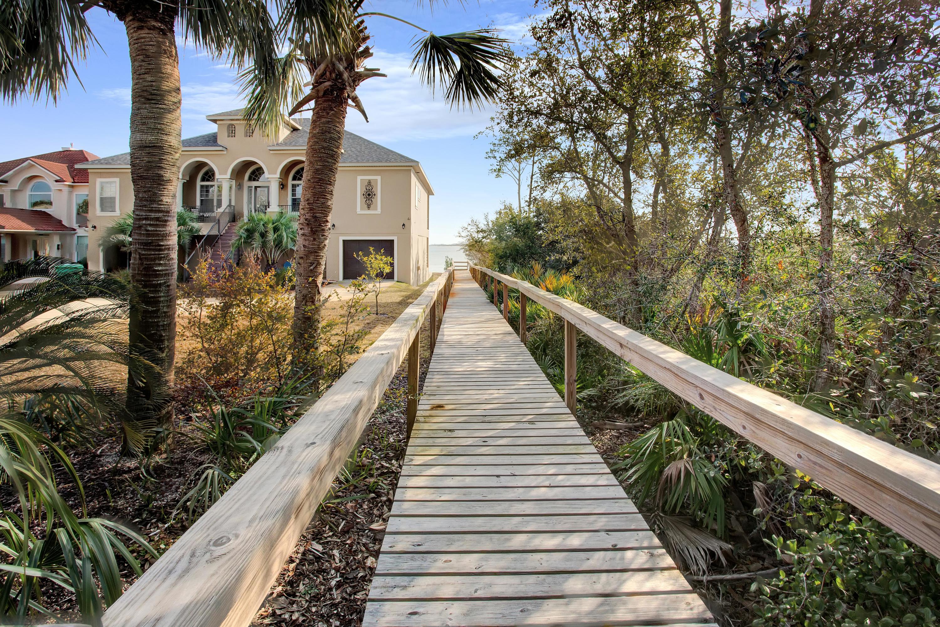 COSTA VERDE - Residential