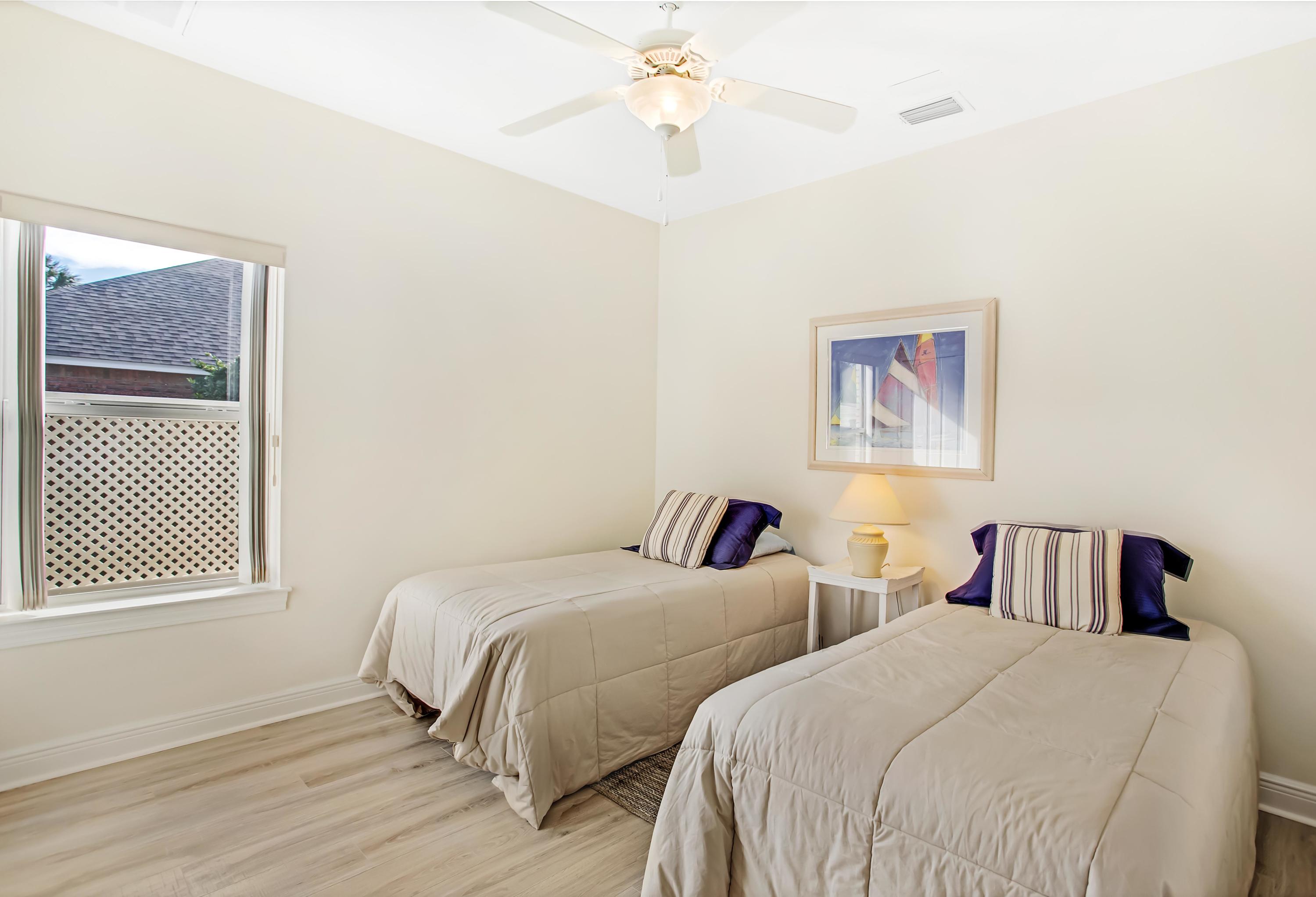 COSTA VERDE - Residential