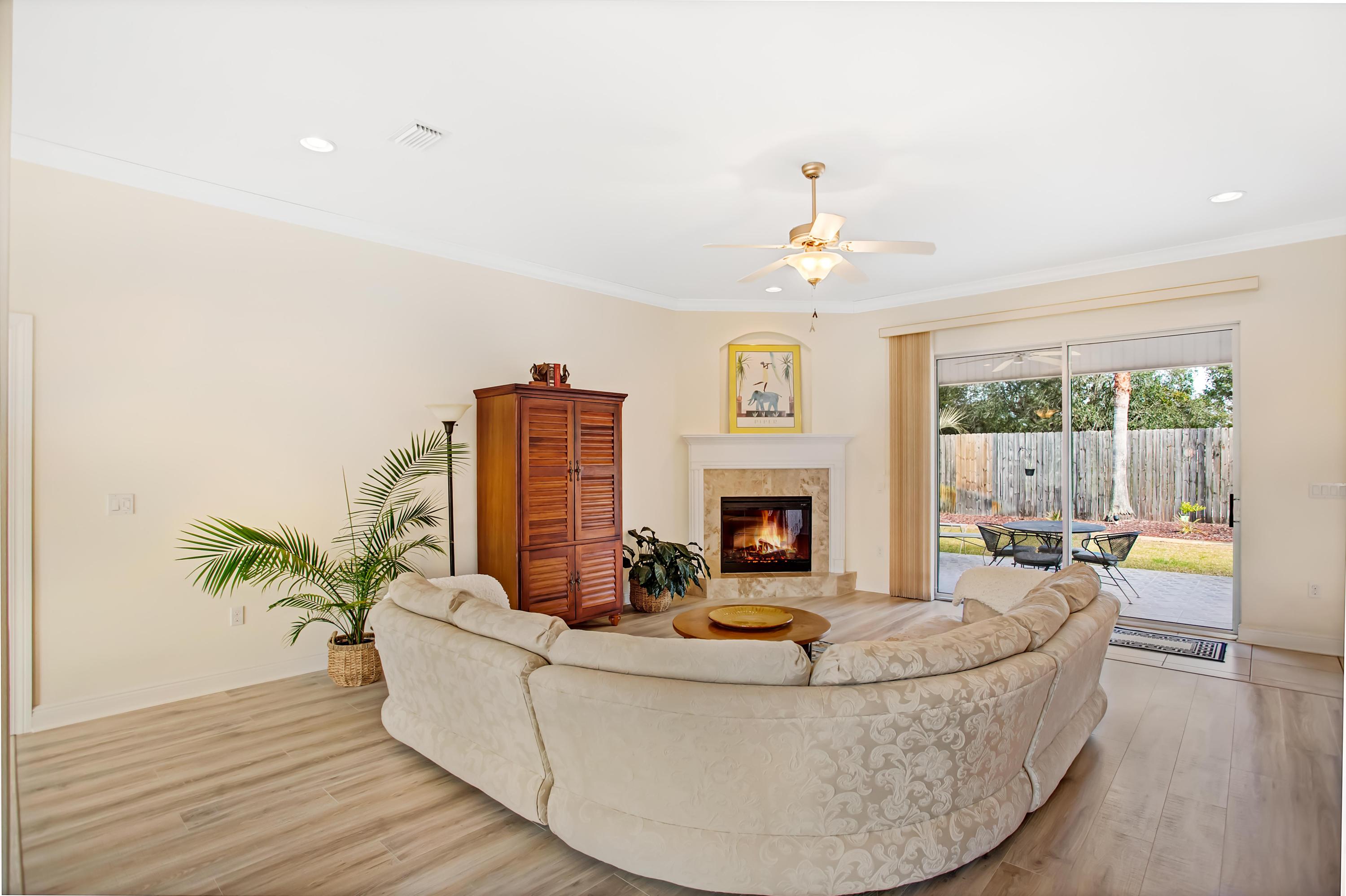 COSTA VERDE - Residential