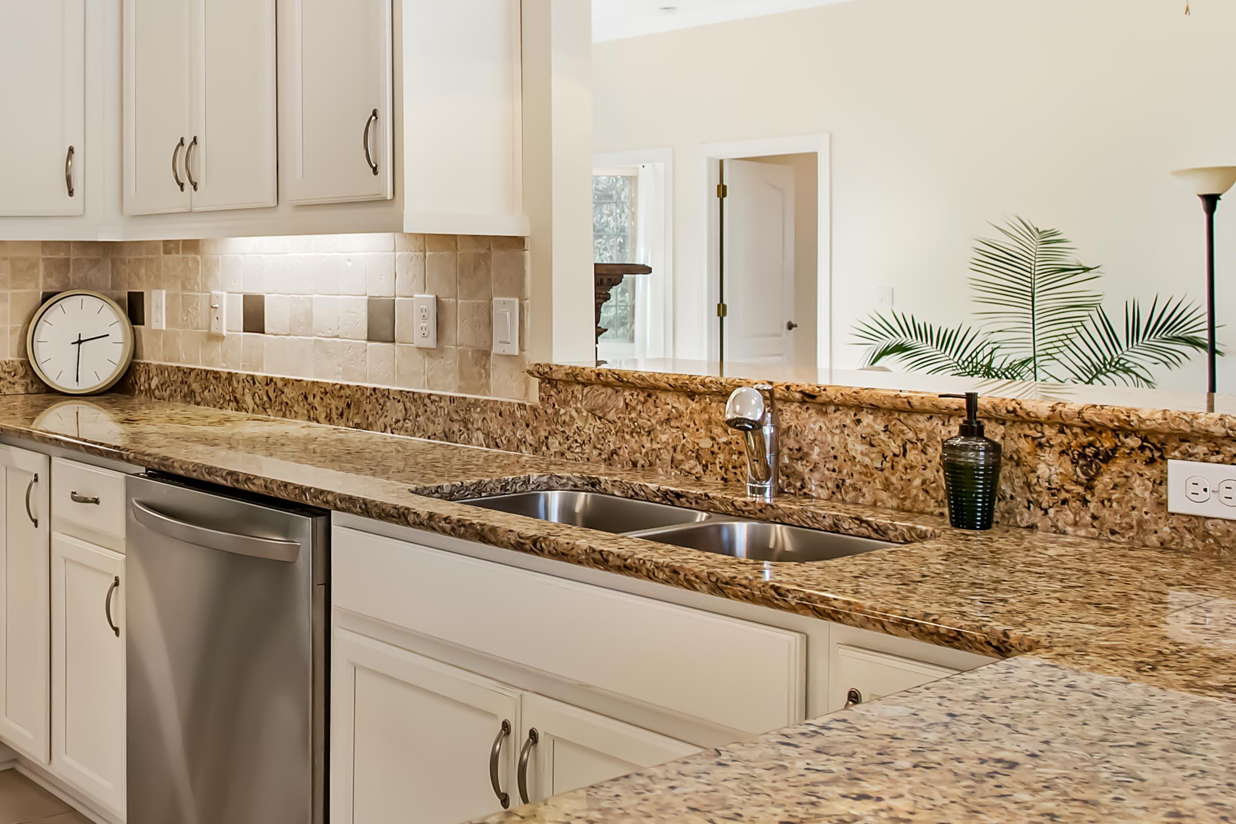 COSTA VERDE - Residential