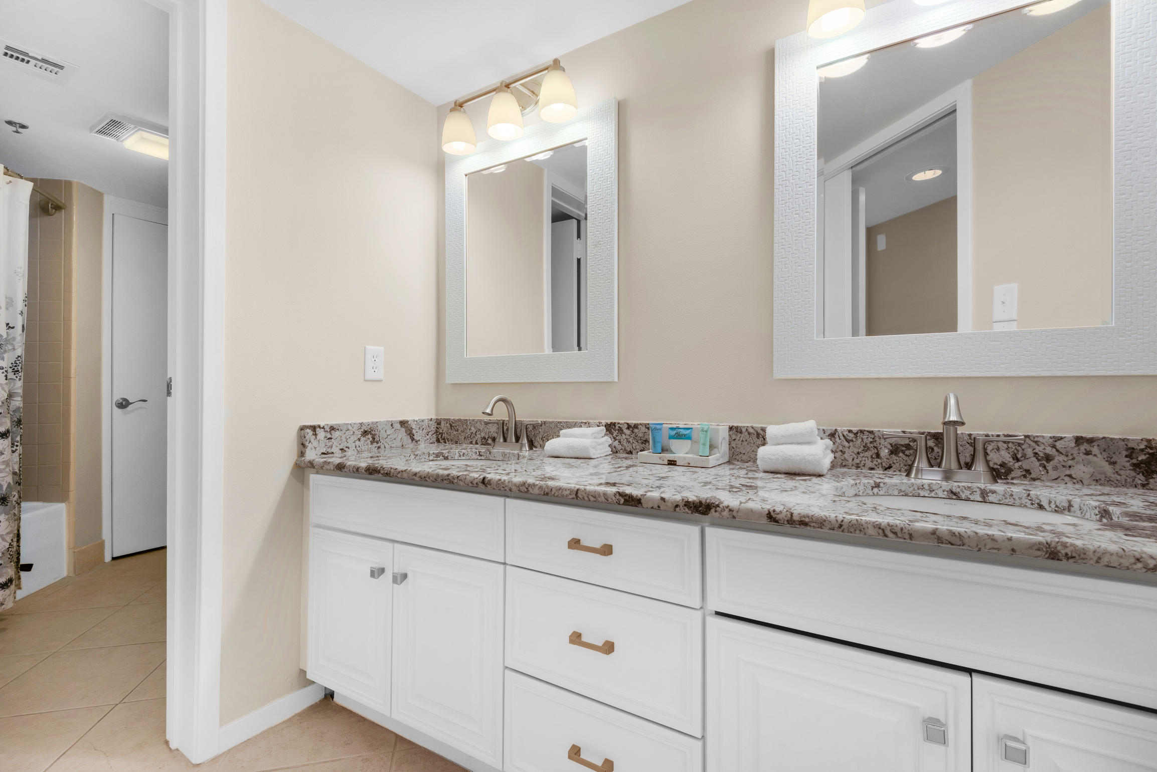 EAST PASS TOWERS CONDO - Residential