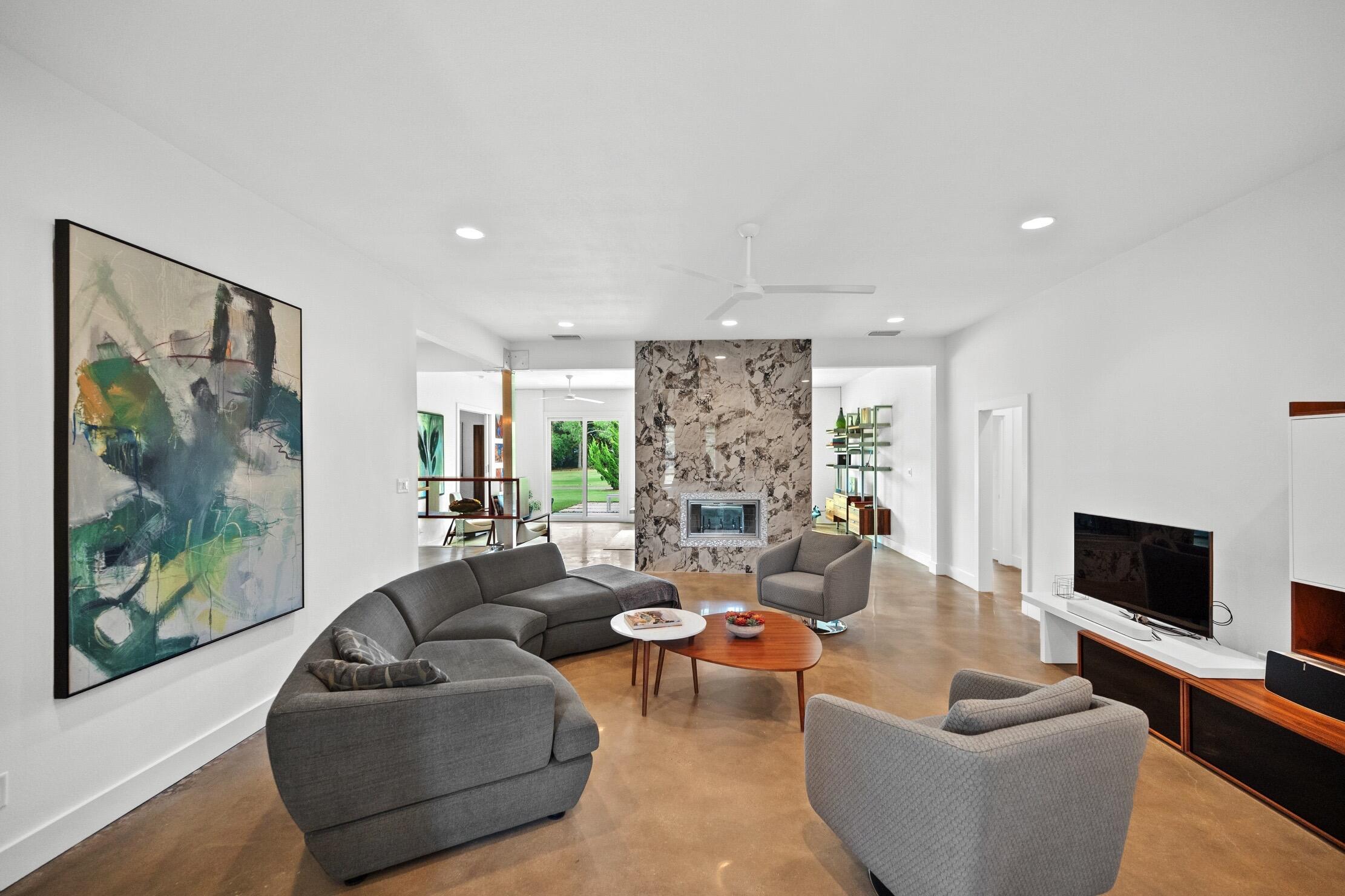 GOLF VIEW - Residential