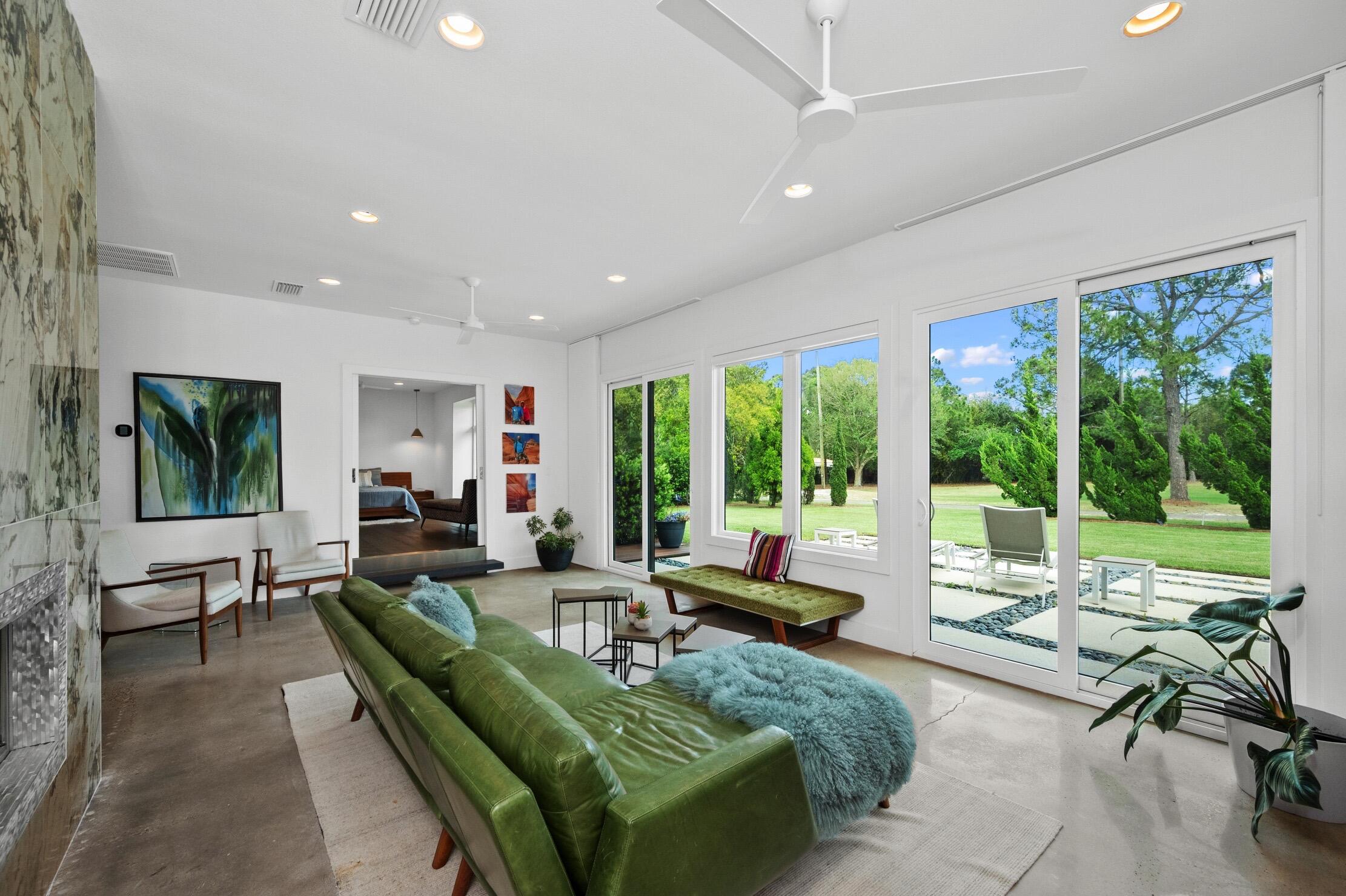 GOLF VIEW - Residential