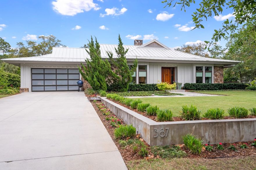 One of the best locations in the quiet non-rental neighborhood. Home was completely remodeled in 2016. All new plumbing, wiring, and networking installed. House sells furnished with a few artwork exclusions. Includes four-seat StarEV golf cart purchased in 2018.Features all luxuriously finished with high end lighting and fixtures. Bathrooms feature custom tile, cabinetry, walk-in showers and two stone resin tubs. Living space features a stunning double sided tiled wood burning fireplace and twelve foot sliding glass doors looking out on the Link's Golf Course. Kitchen features Kitchenaid appliances including a double oven, large stainless refrigerator, microwave, and glass top stove all surrounded by european styled custom cabinetry.