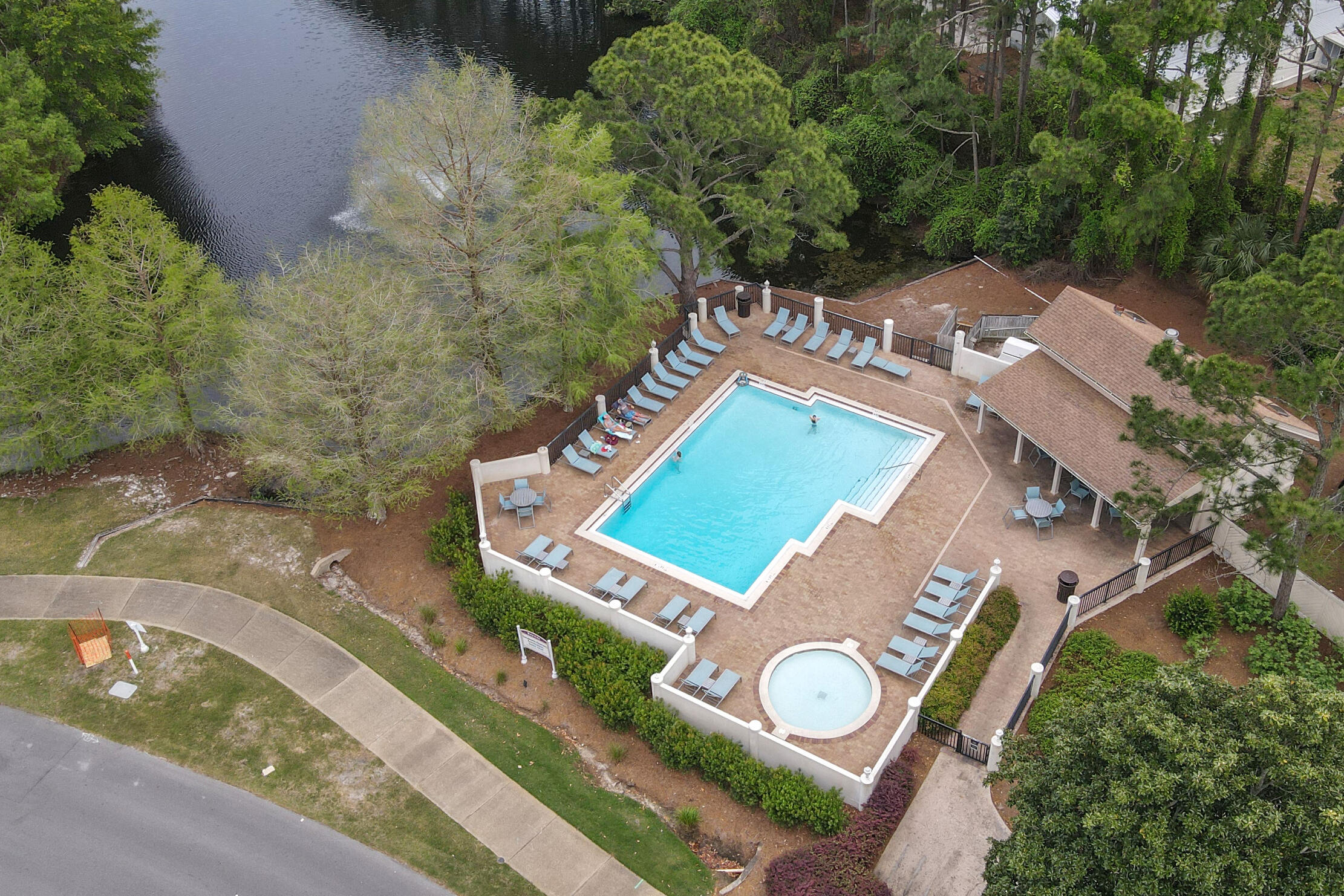 GOLF VIEW - Residential