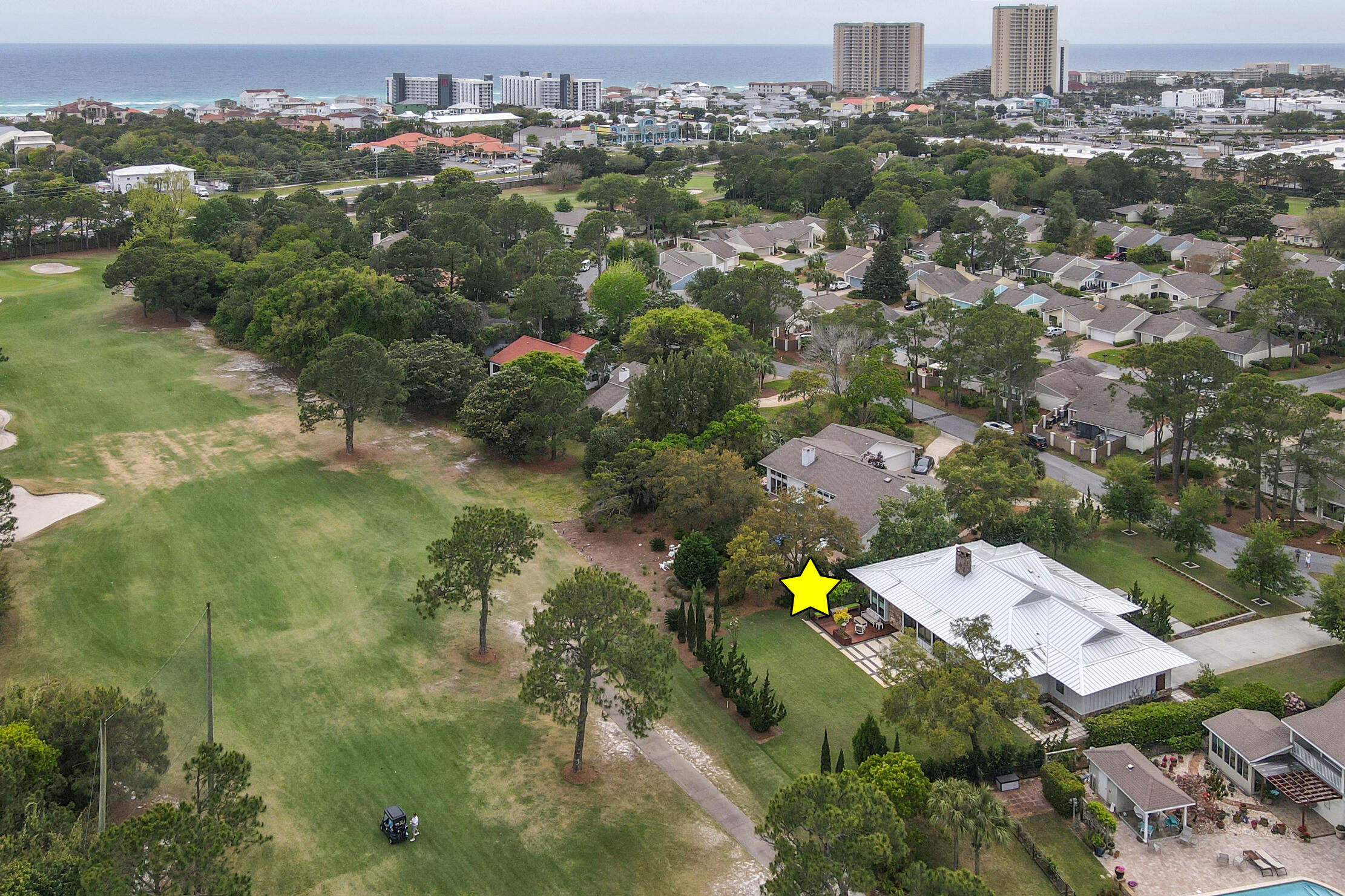 GOLF VIEW - Residential
