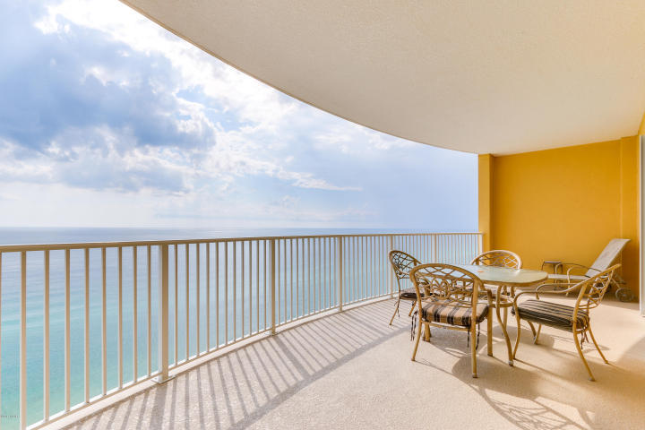 EMERALD ISLE - Residential