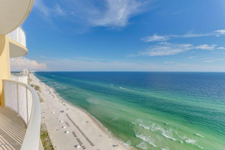 EMERALD ISLE - Residential