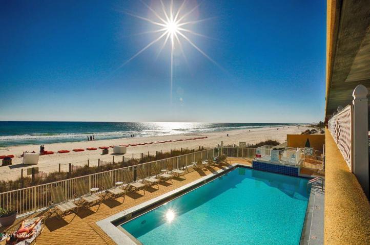 EMERALD ISLE - Residential