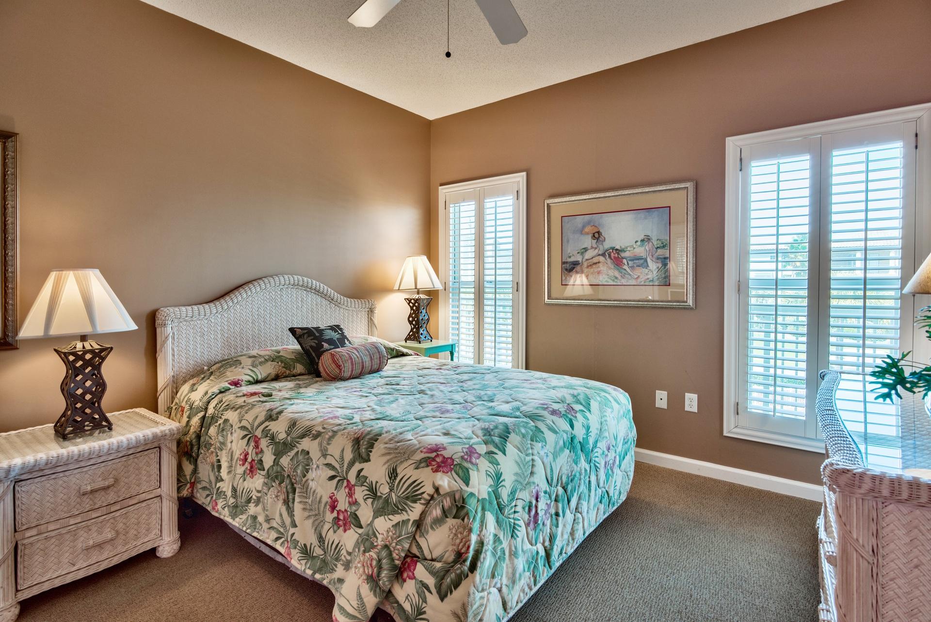 CRESCENT AT MIRAMAR BEACH THE - Residential