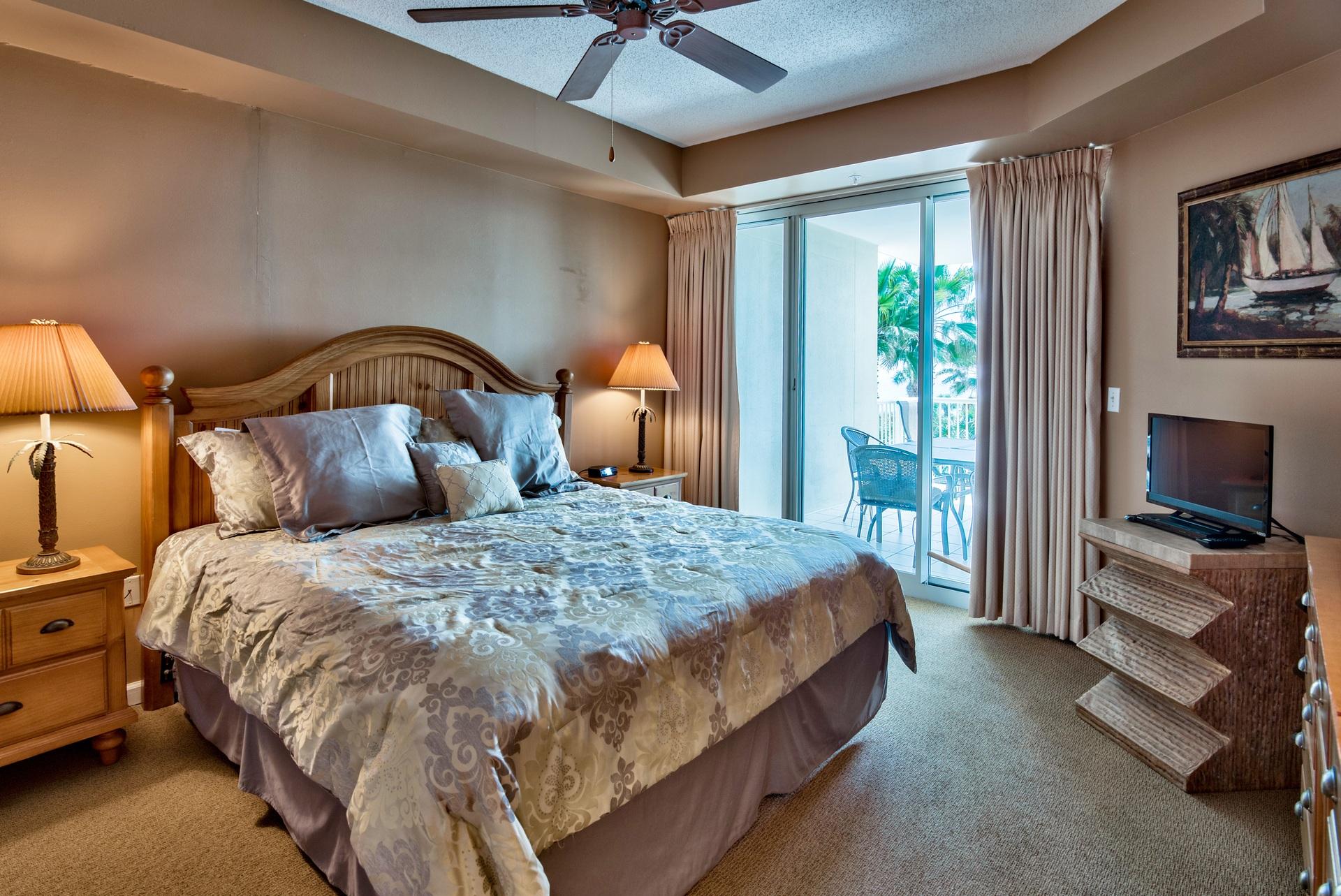 CRESCENT AT MIRAMAR BEACH THE - Residential