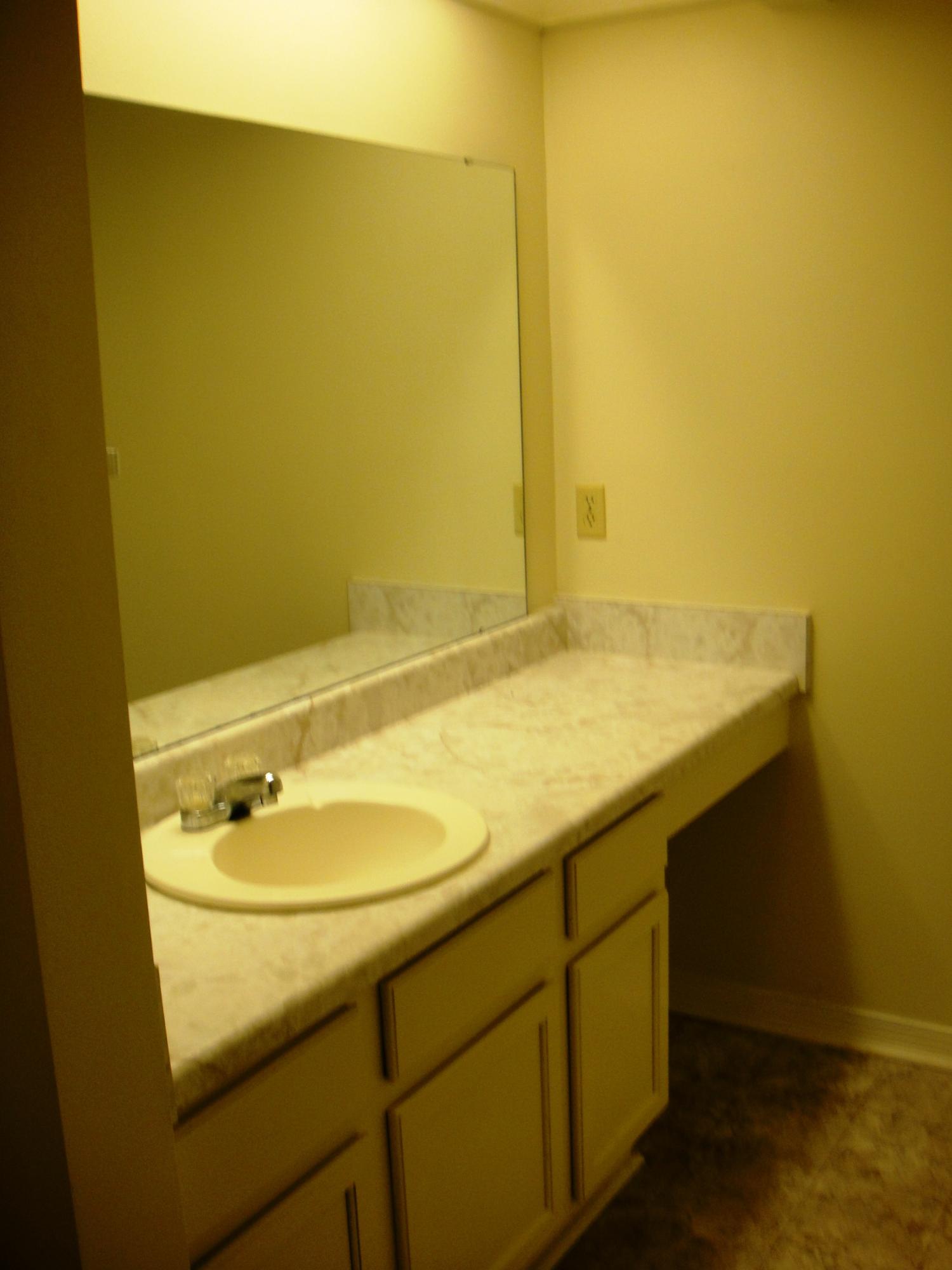 PARK PLACE CONDO - Residential Lease