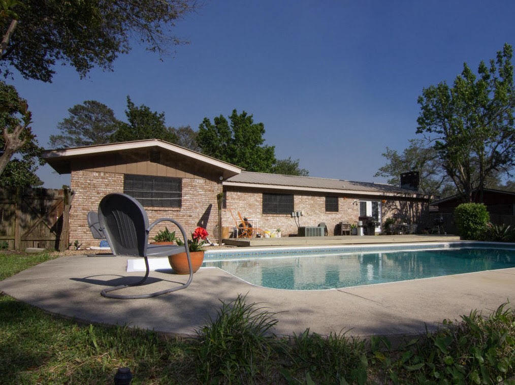 PINE LAKE S/D - Residential