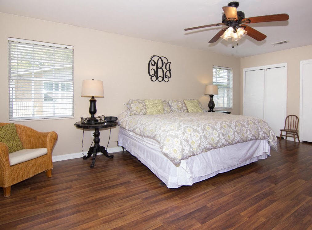 PINE LAKE S/D - Residential