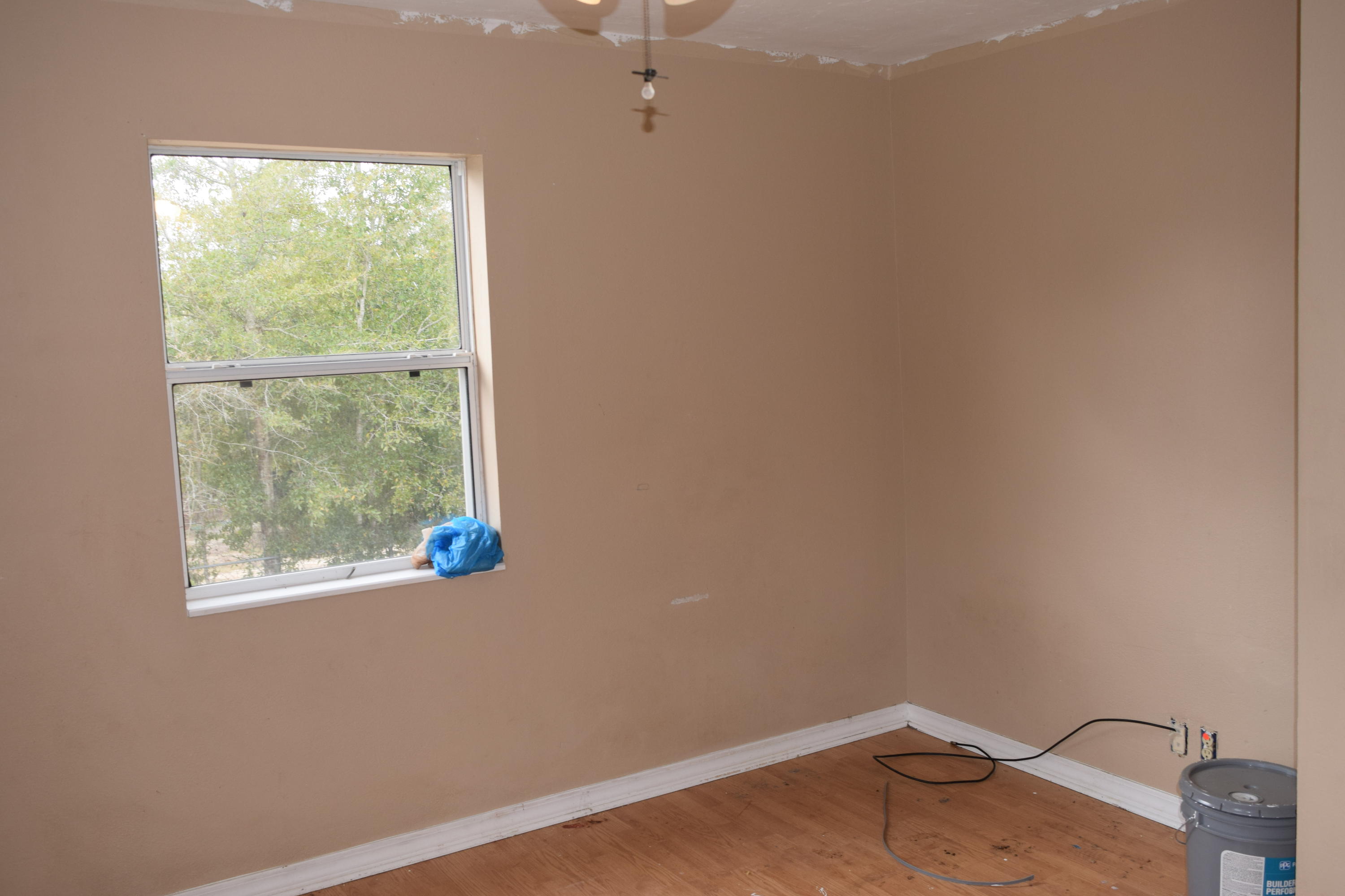 FLORIDA HEIGHTS - Residential