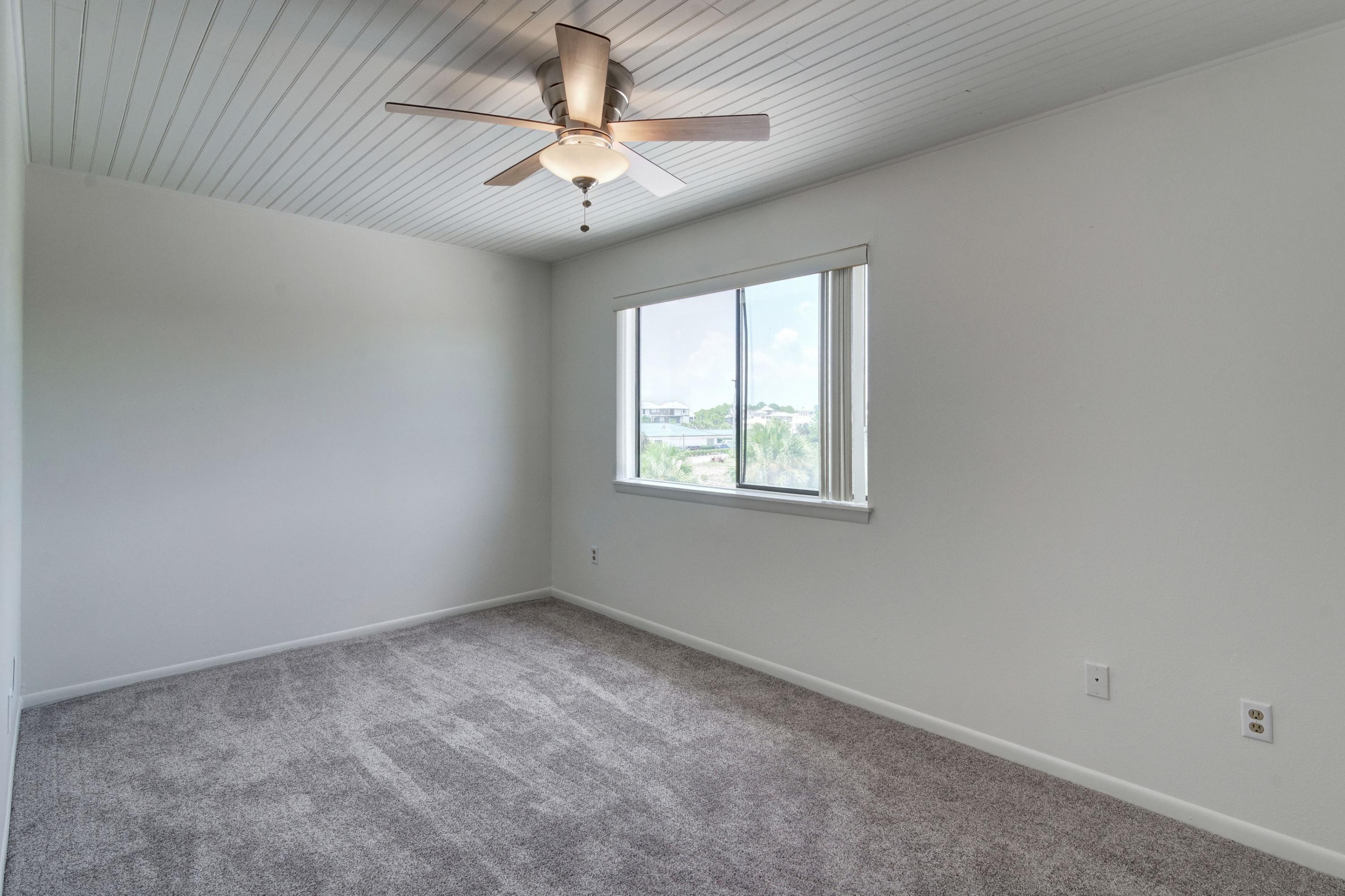 BEACHFRONT T/H - Residential