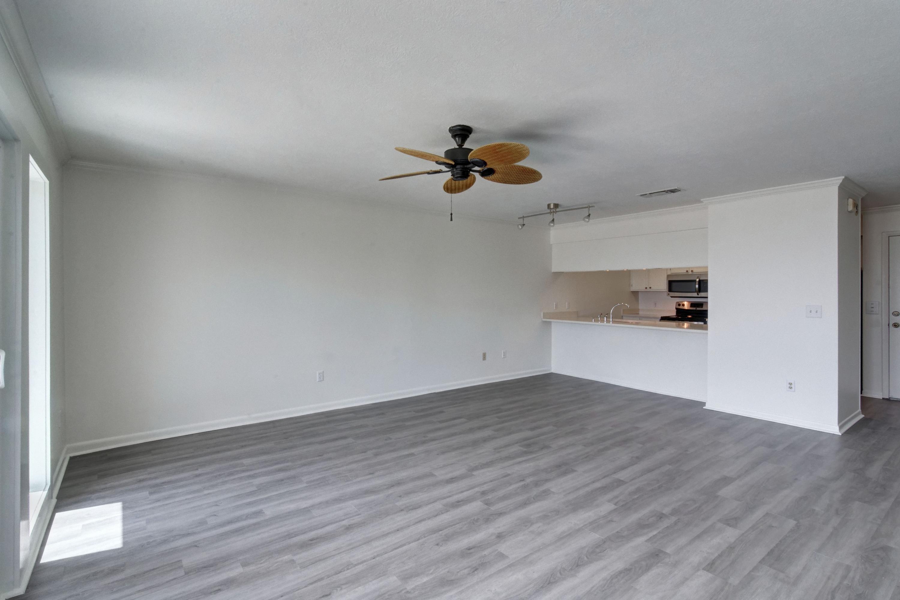 BEACHFRONT T/H - Residential