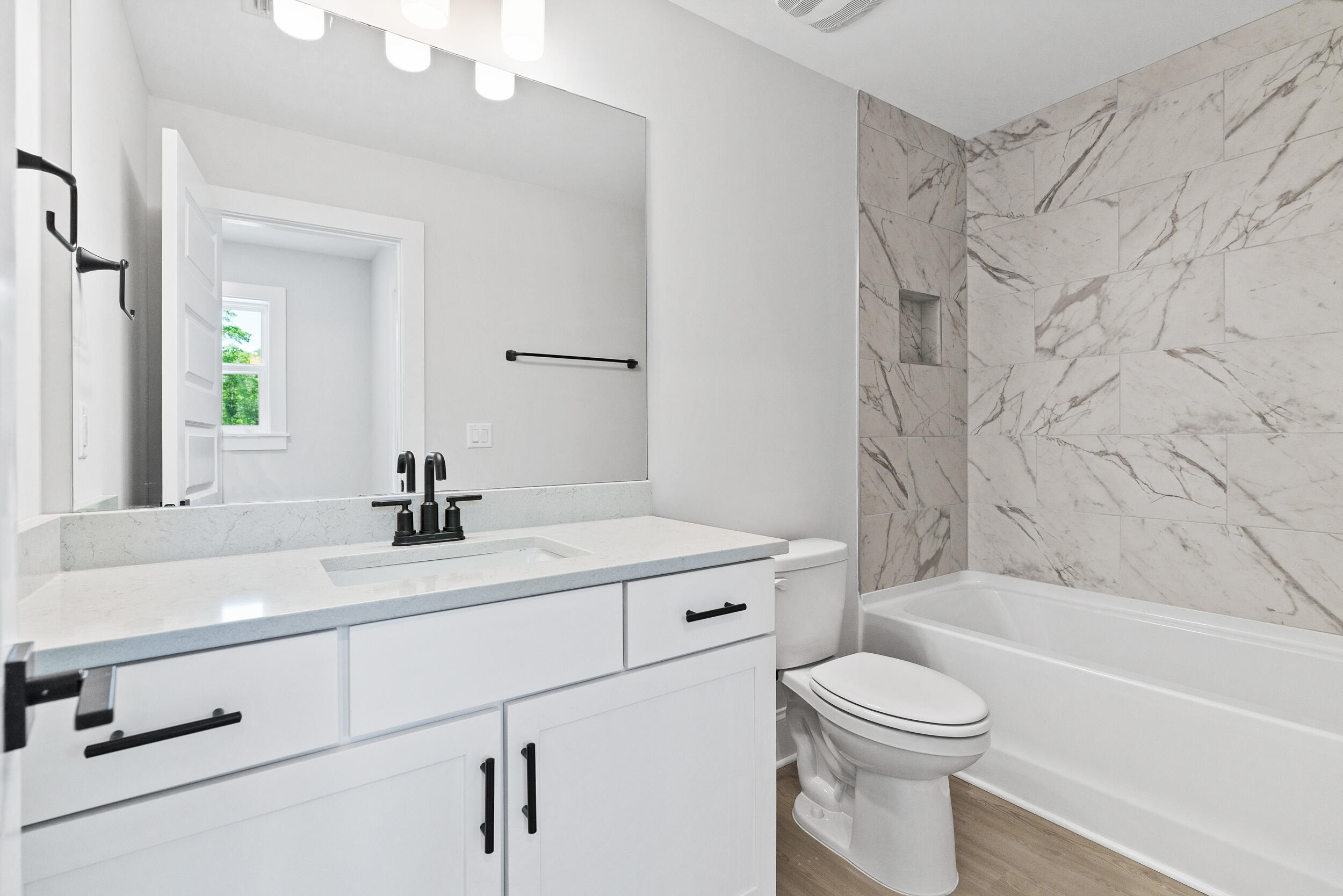 MAGNOLIA BAY ESTATES - Residential