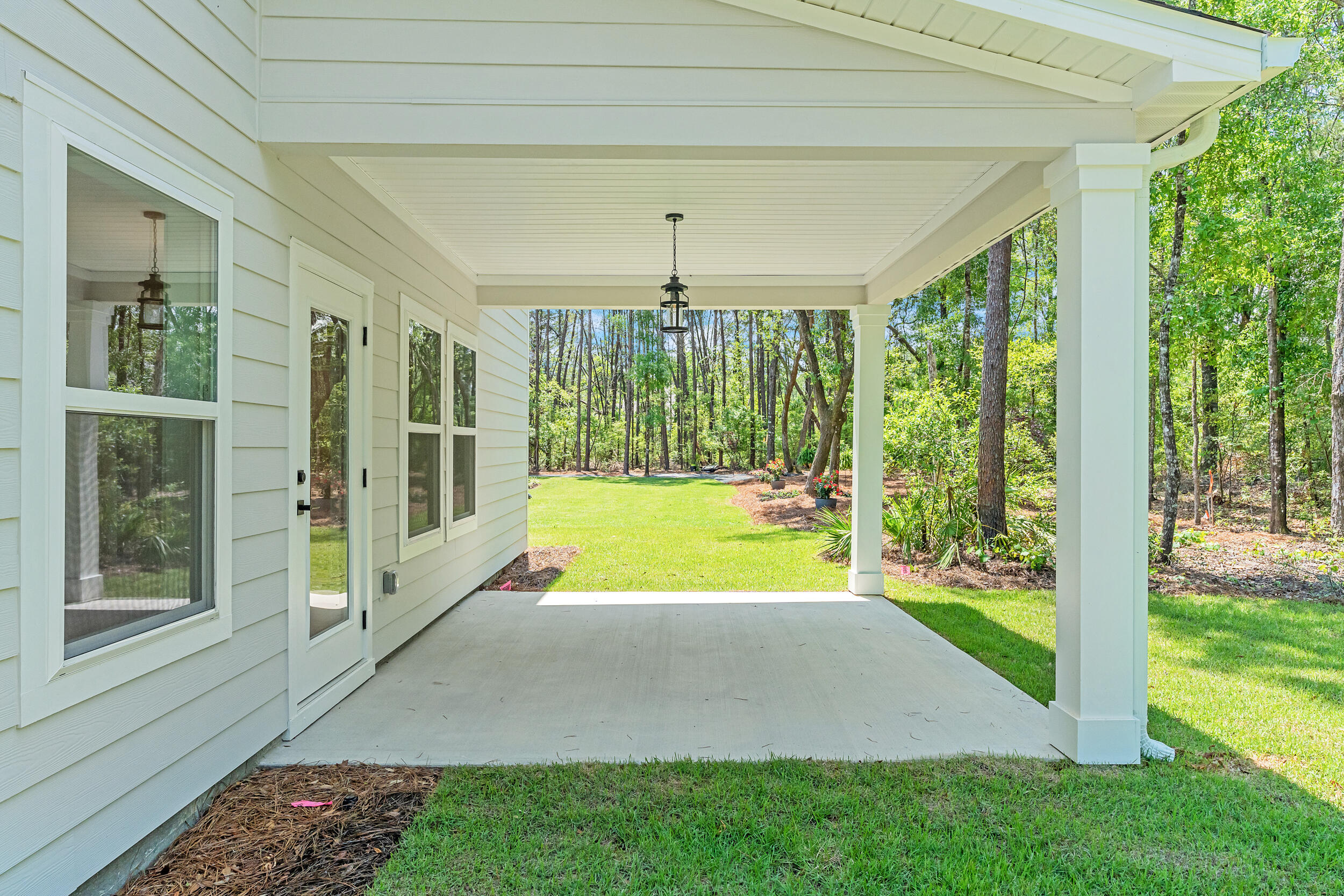 MAGNOLIA BAY ESTATES - Residential