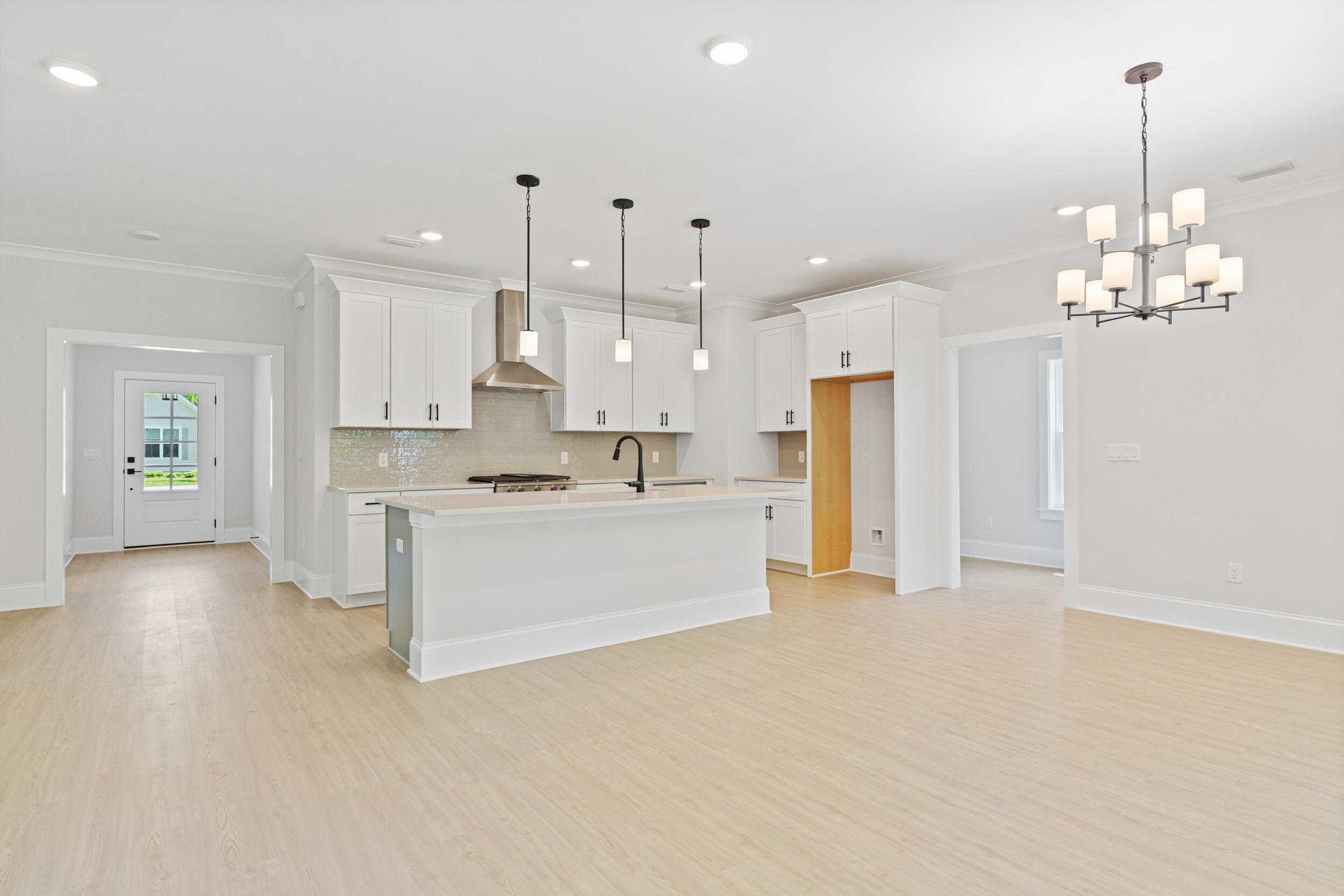 MAGNOLIA BAY ESTATES - Residential