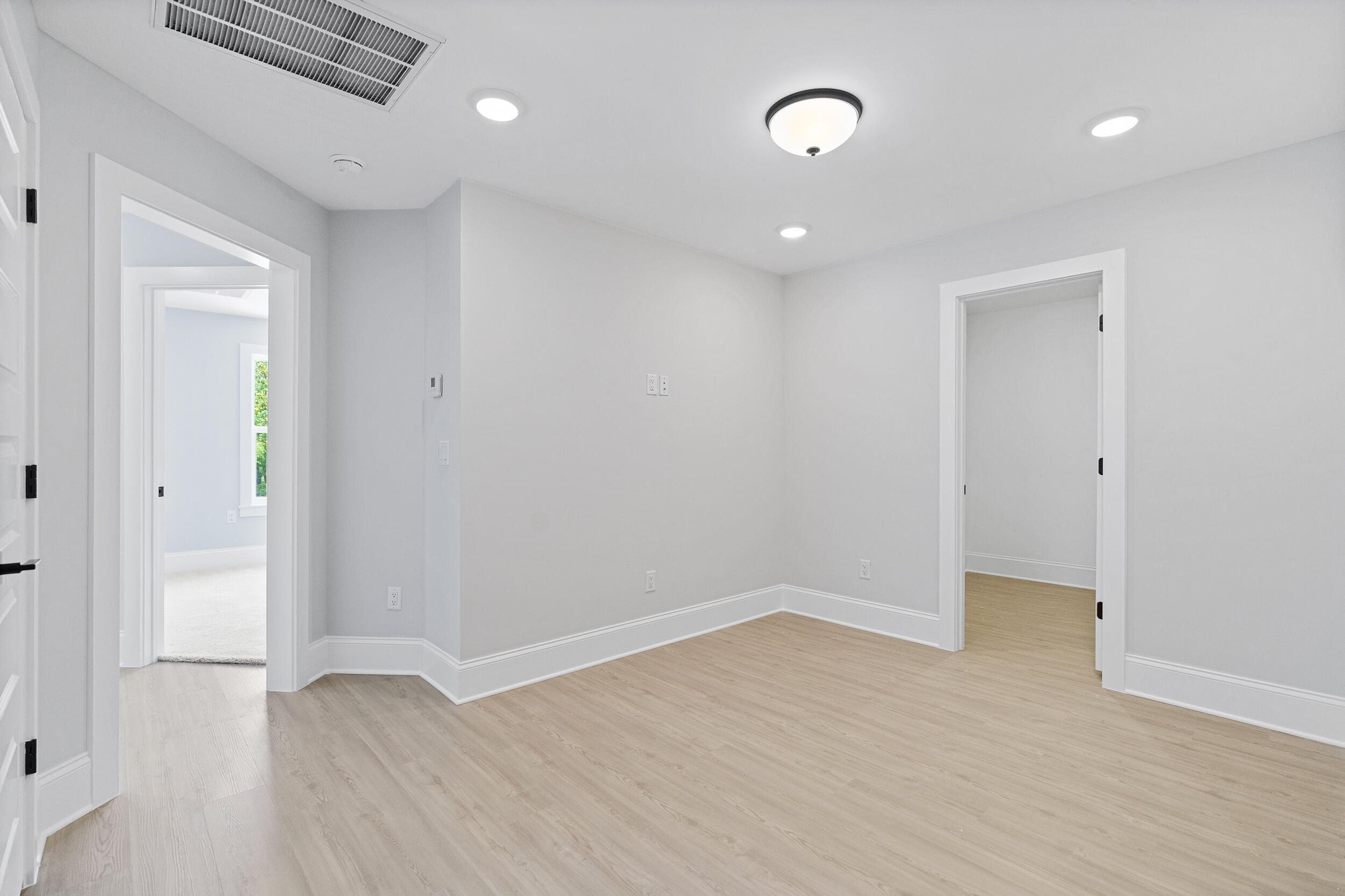 MAGNOLIA BAY ESTATES - Residential