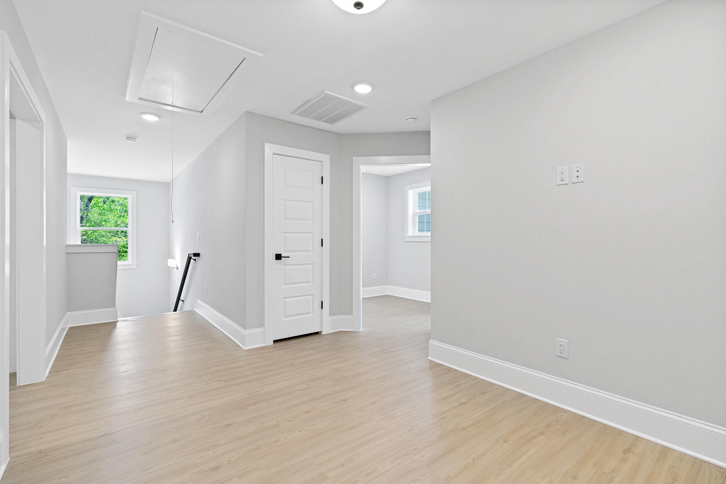 MAGNOLIA BAY ESTATES - Residential