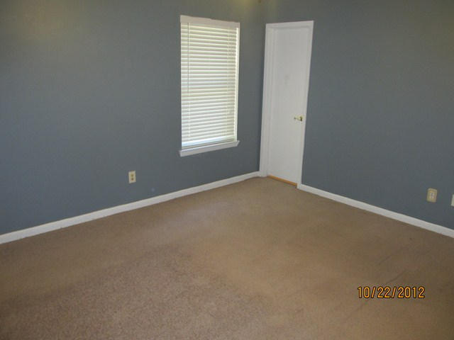 PORT DIXIE - Residential Lease