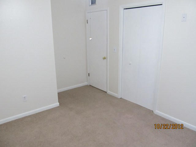 PORT DIXIE - Residential Lease