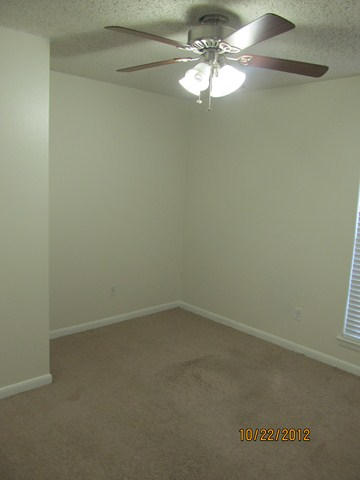 PORT DIXIE - Residential Lease