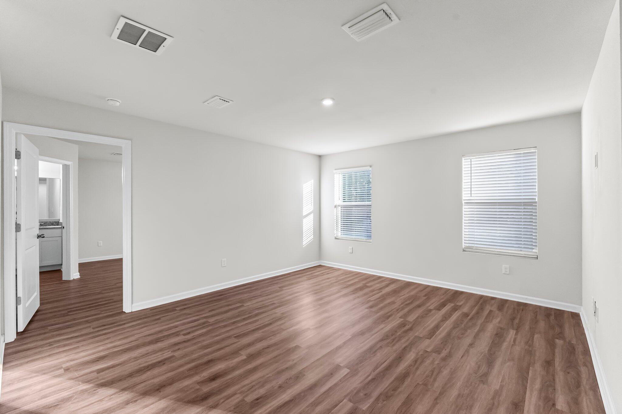 CROSS CREEK - Residential