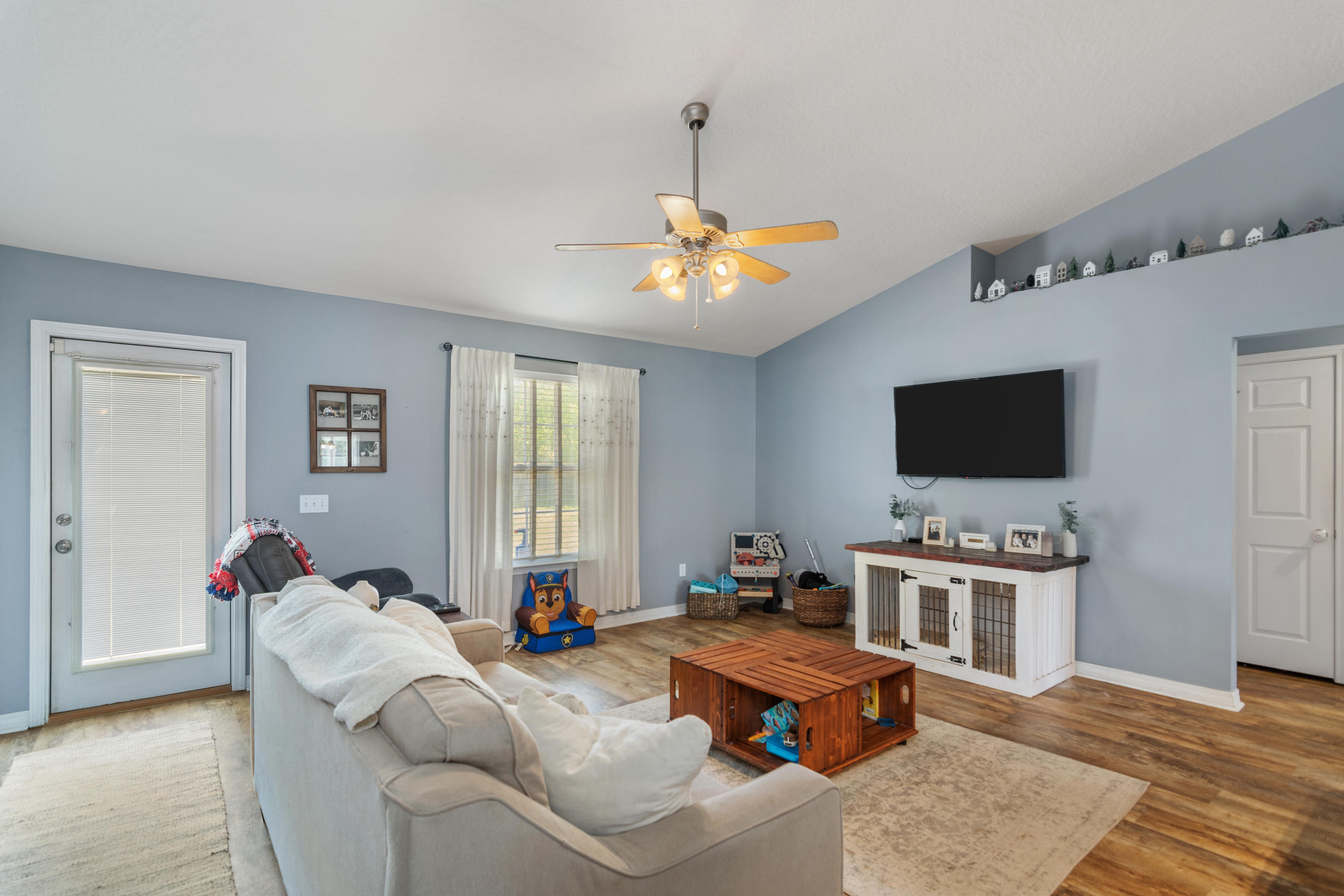 NAVARRE S/D 2ND ADDN - Residential