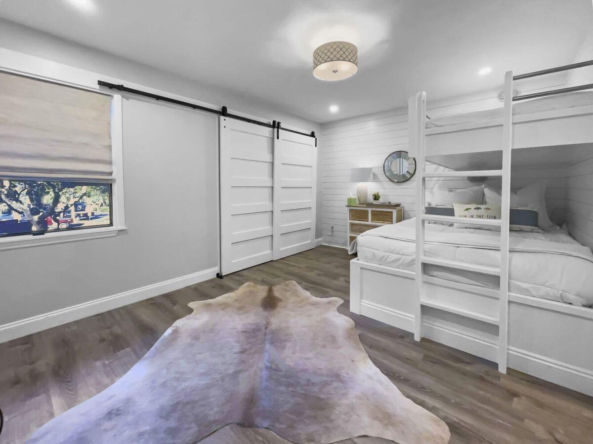 LAKEWOOD OF SEAGROVE BEACH - Residential
