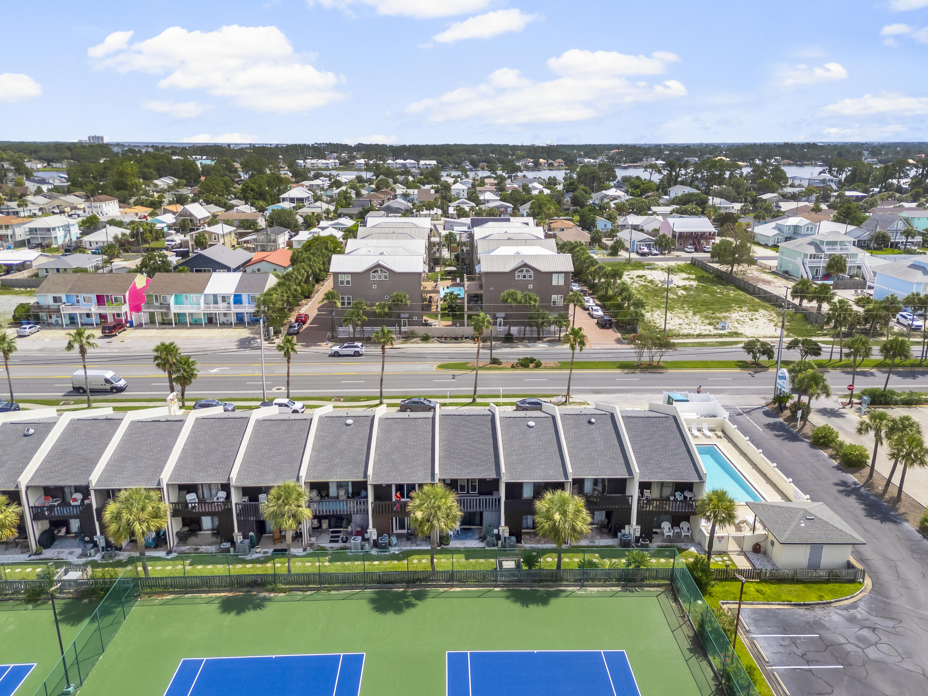 Summerplace Townhouses - Residential