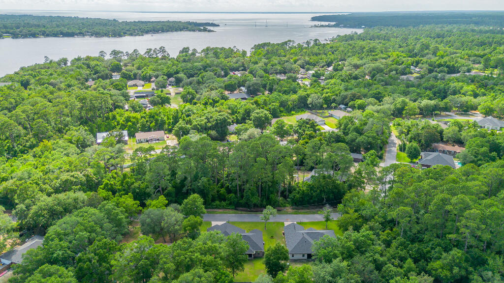 HOLLEY SHORES - Residential