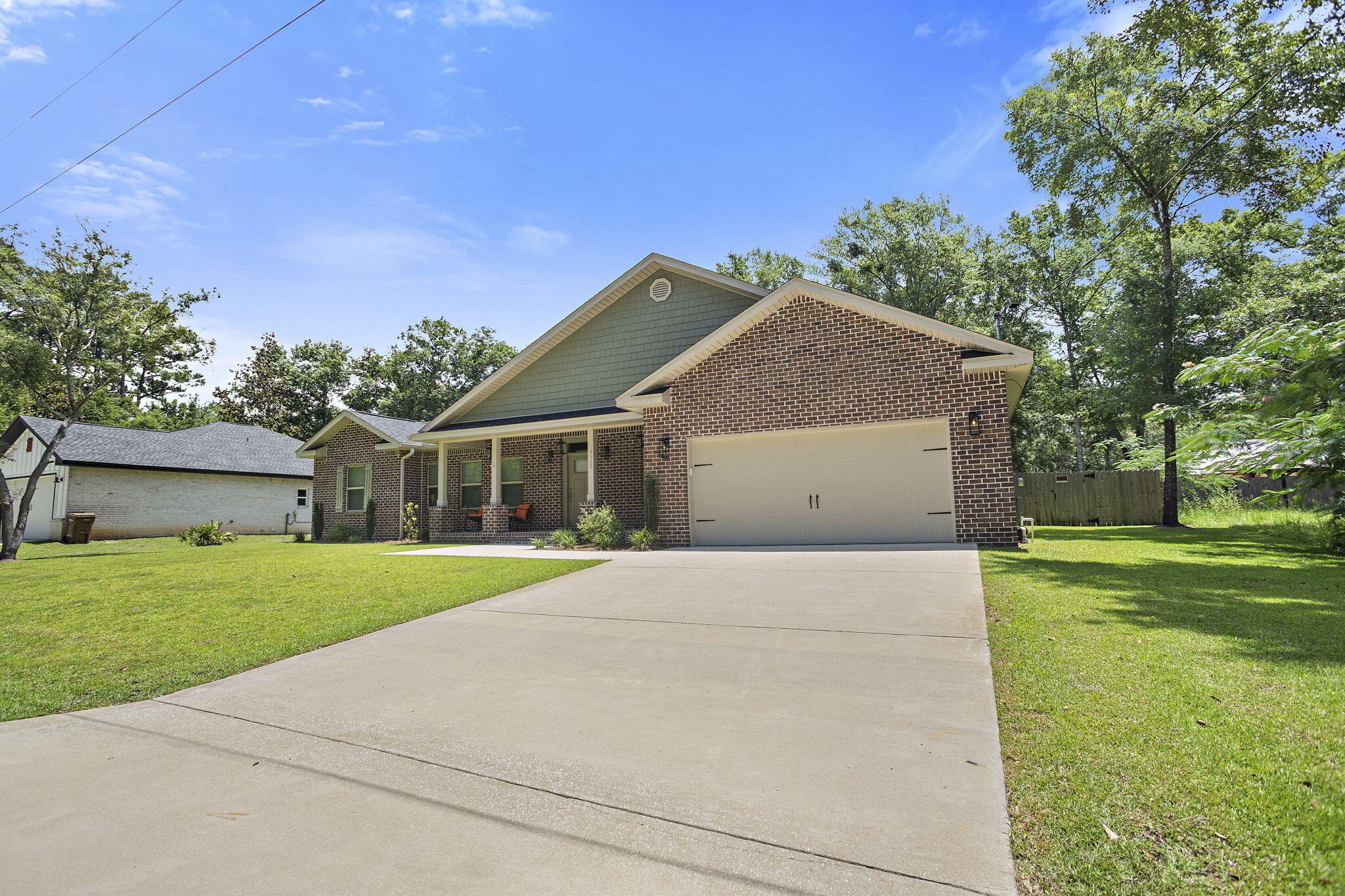 HOLLEY SHORES - Residential