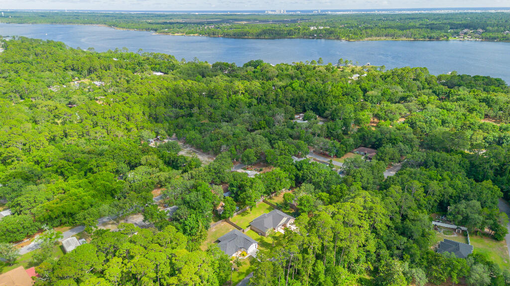 HOLLEY SHORES - Residential