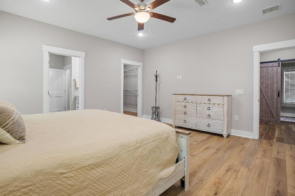 HOLLEY SHORES - Residential